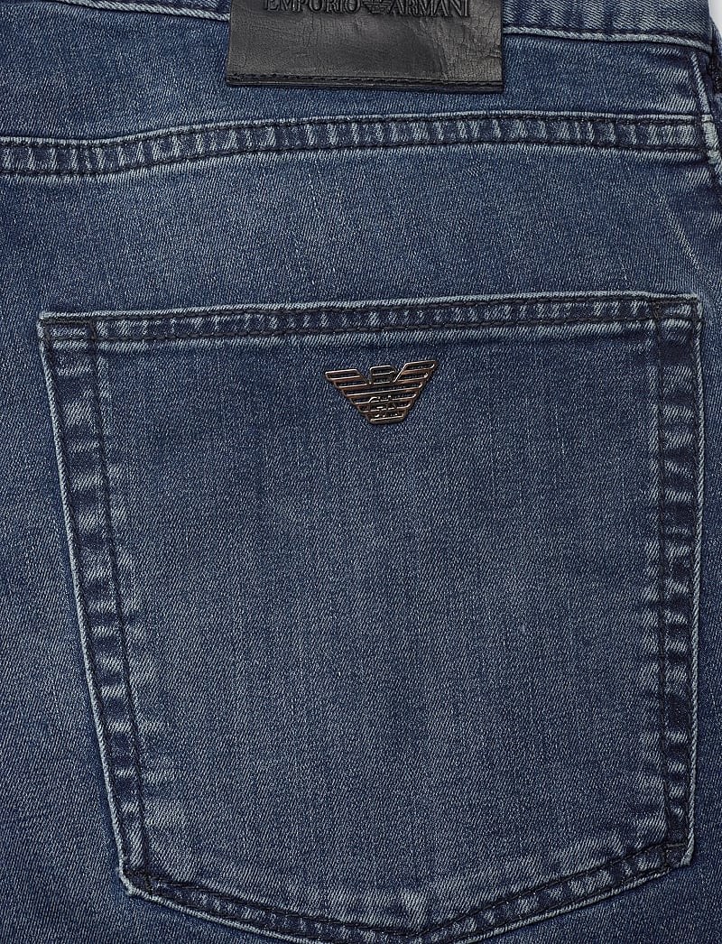 Emporio Armani - 5 POCKETS PANT - liibuvad teksad - medium blue denim 0942 - 4