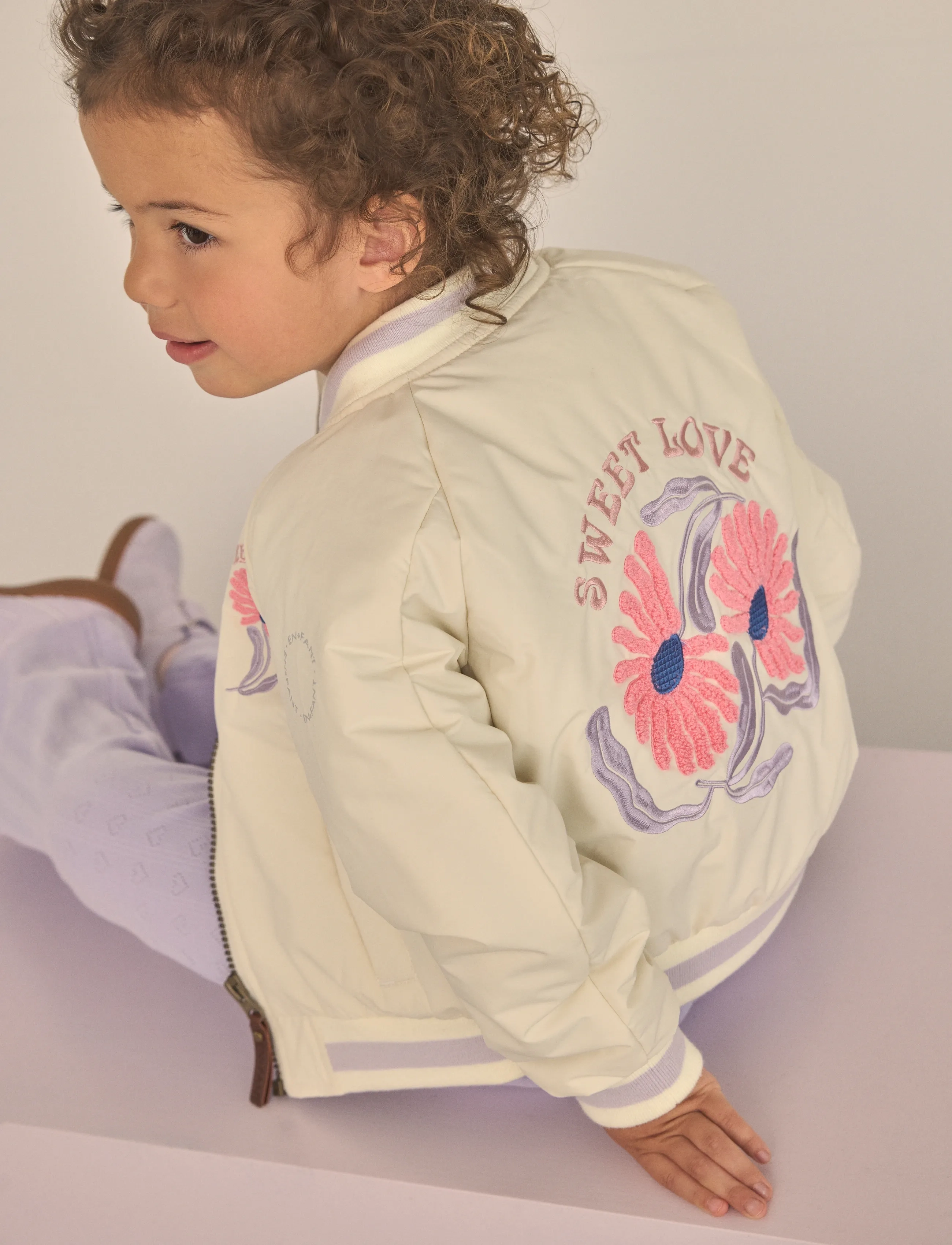 En Fant - Bomber Jacket W. Embroidery - bomberjackor - purple heather - 3