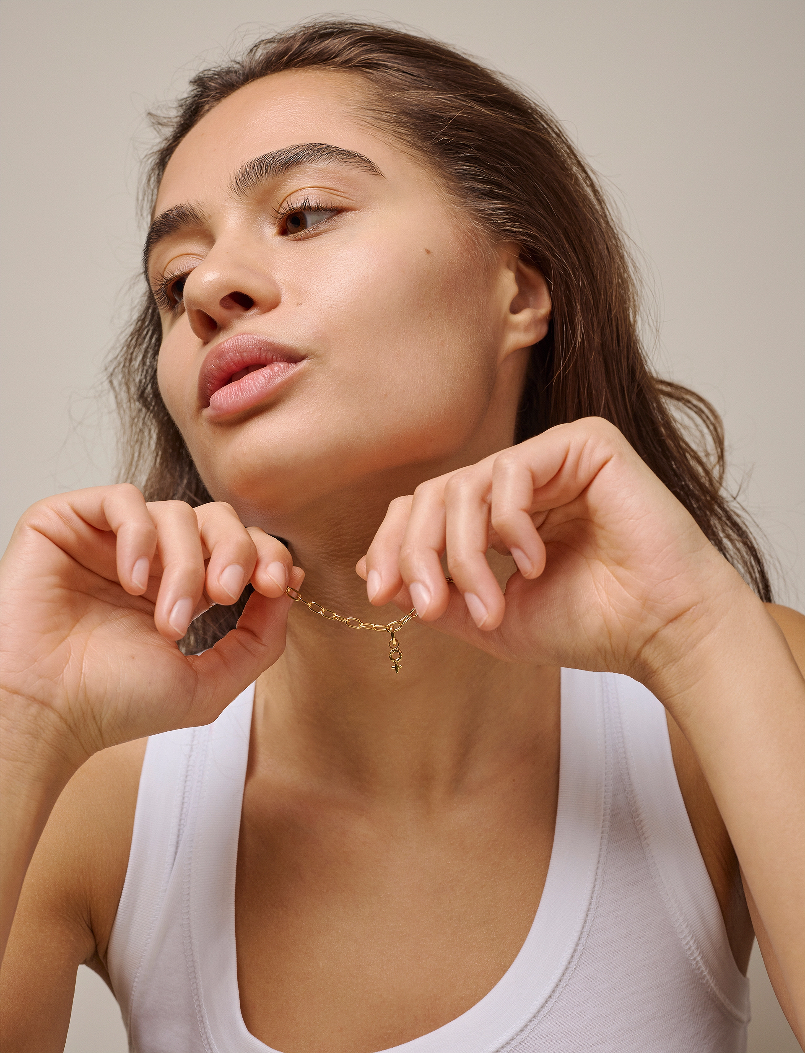 Enamel Copenhagen Feminine Power Charm, One Size, Gold, Smykker > Vedhæng, Dame