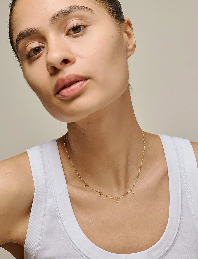 Enamel Copenhagen - Necklace, Lola Drop - chain necklaces - daisy - 0