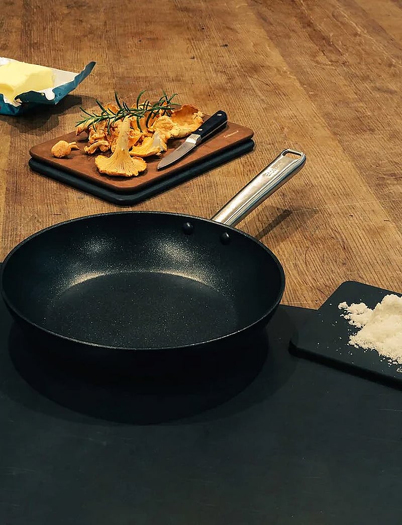 Endeavour - Endeavour® The Friendly Pan 24 cm - bratpfannen - black - 2