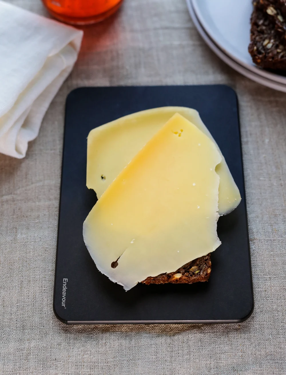 Endeavour - Bread & Butter Board Black 17x12 cm - schneidebretter - black - 5