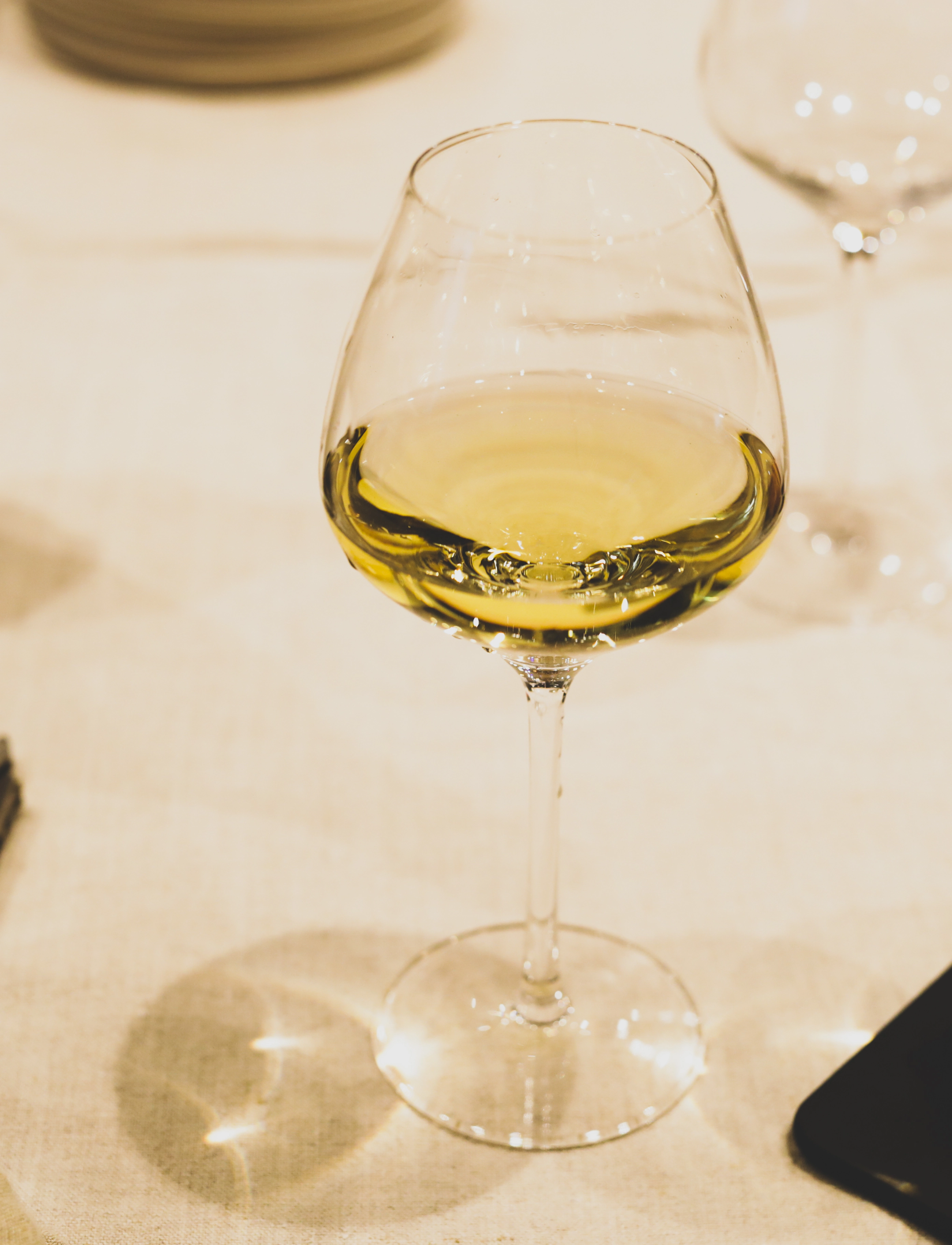 Endeavour - White Sand Wine Glass 4-pack - white wine glasses - glass - 4