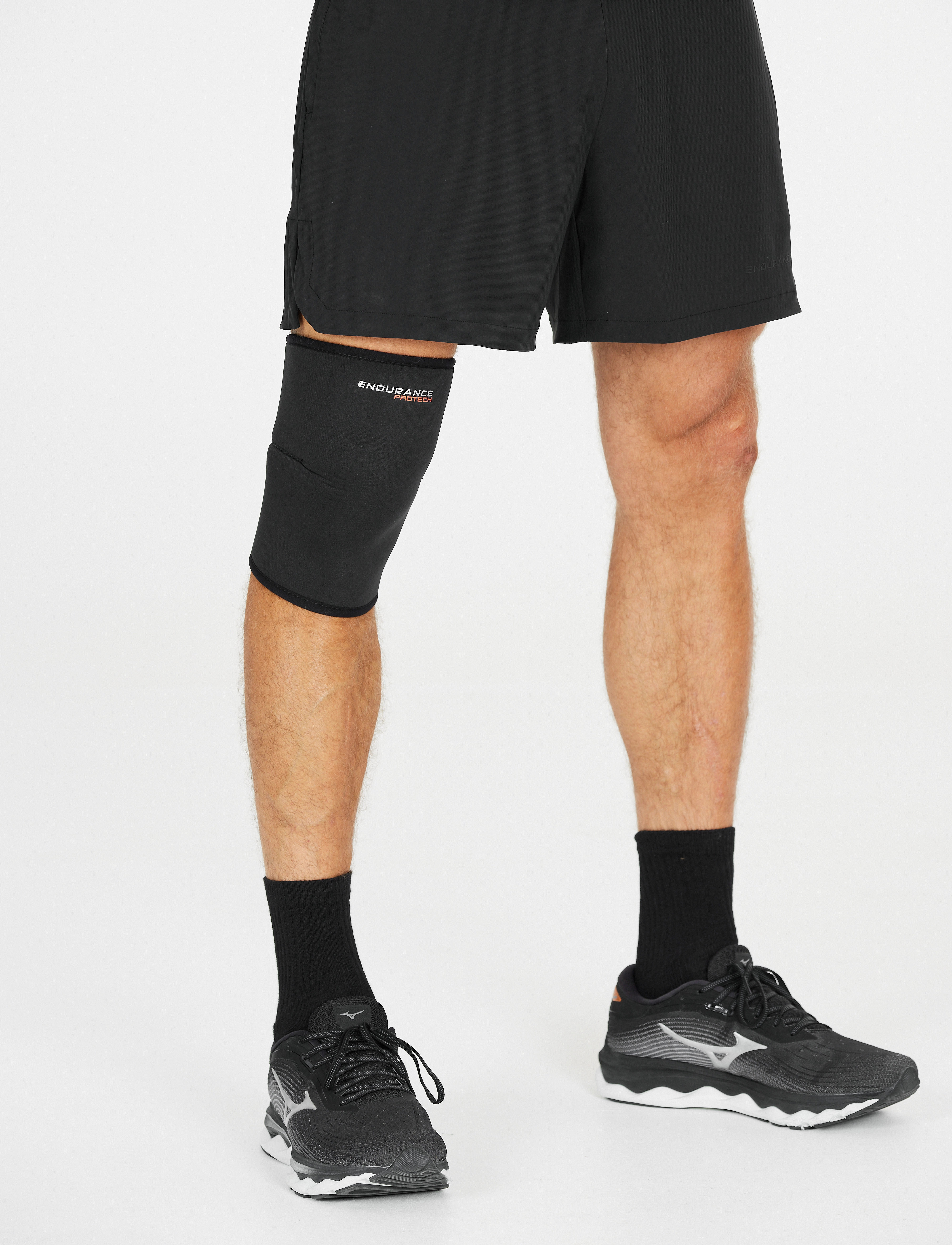 Endurance - PROTECH Neoprene Knee Support - lägsta priserna - black - 5