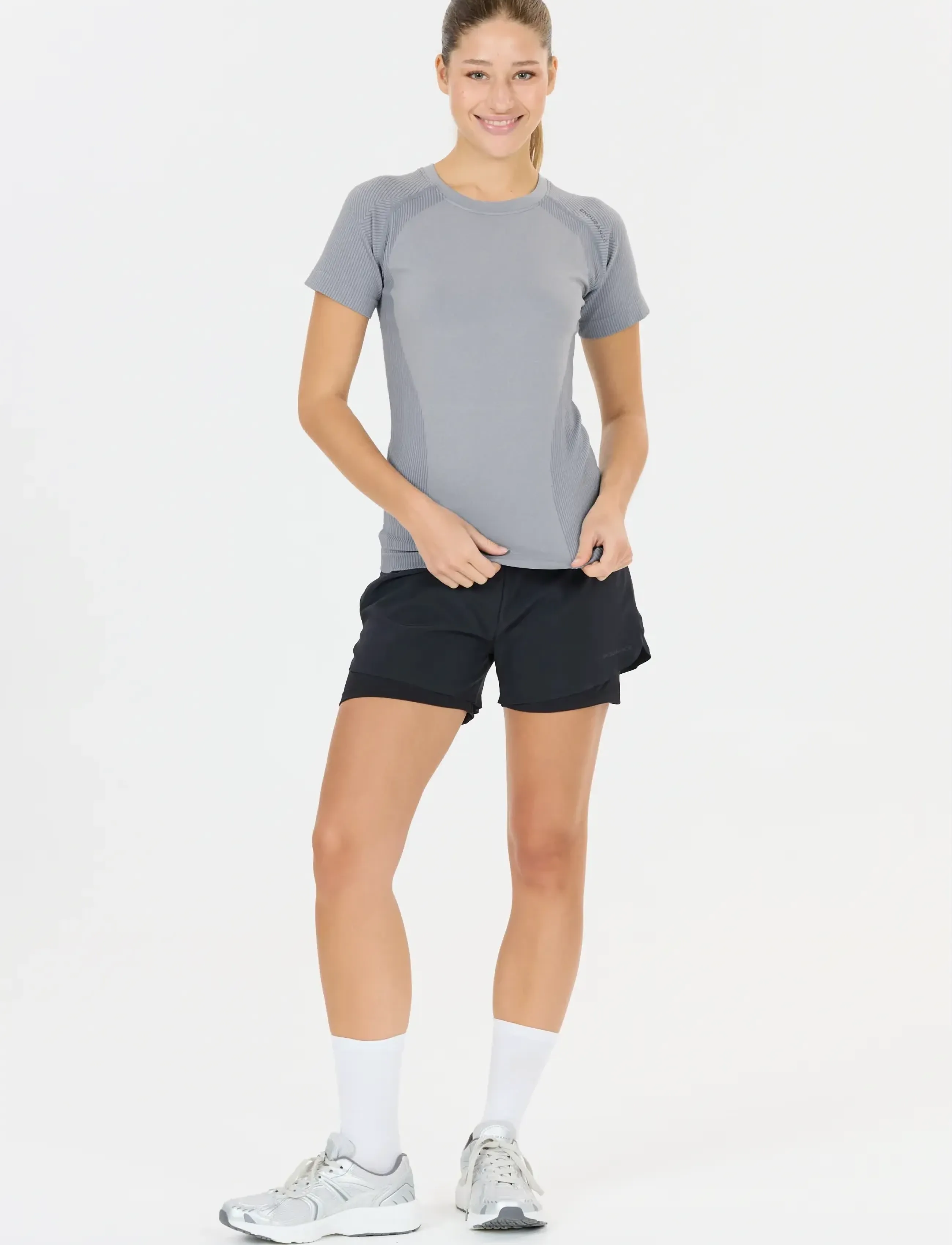 Halen W Seamless Ss Tee 3