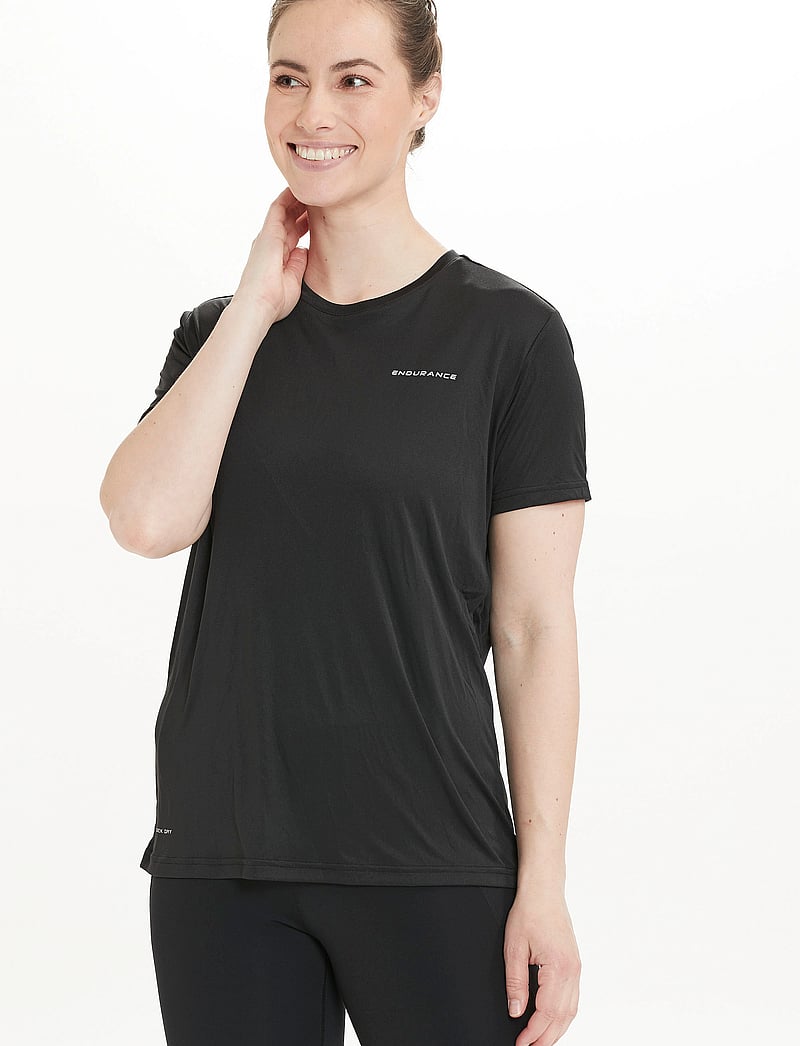 Endurance - Keily W S/S Tee - t-särgid - black - 0