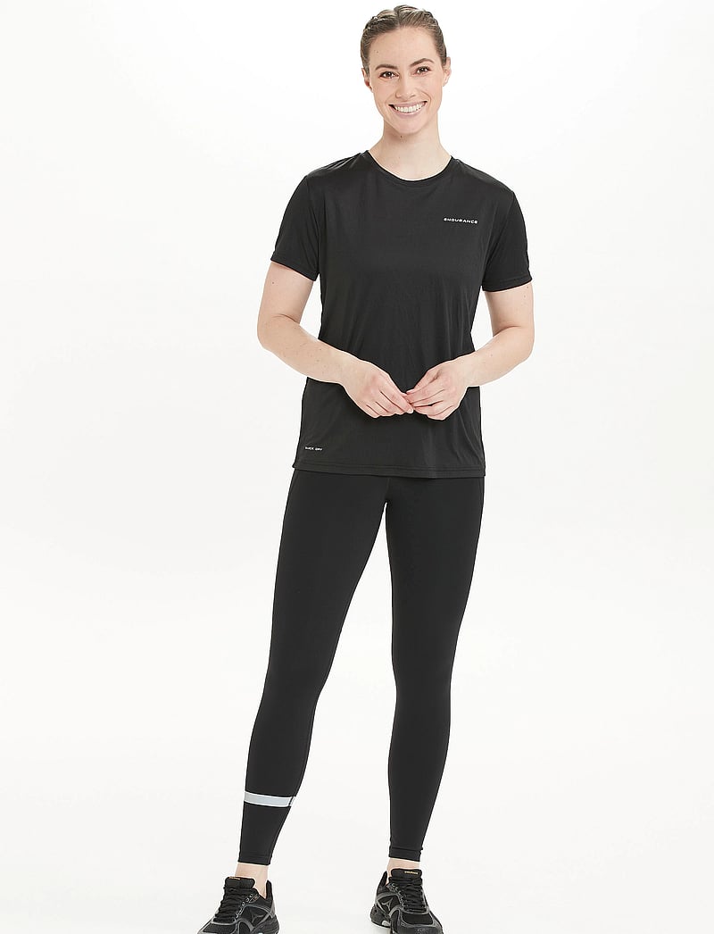 Endurance - Keily W S/S Tee - t-särgid - black - 3
