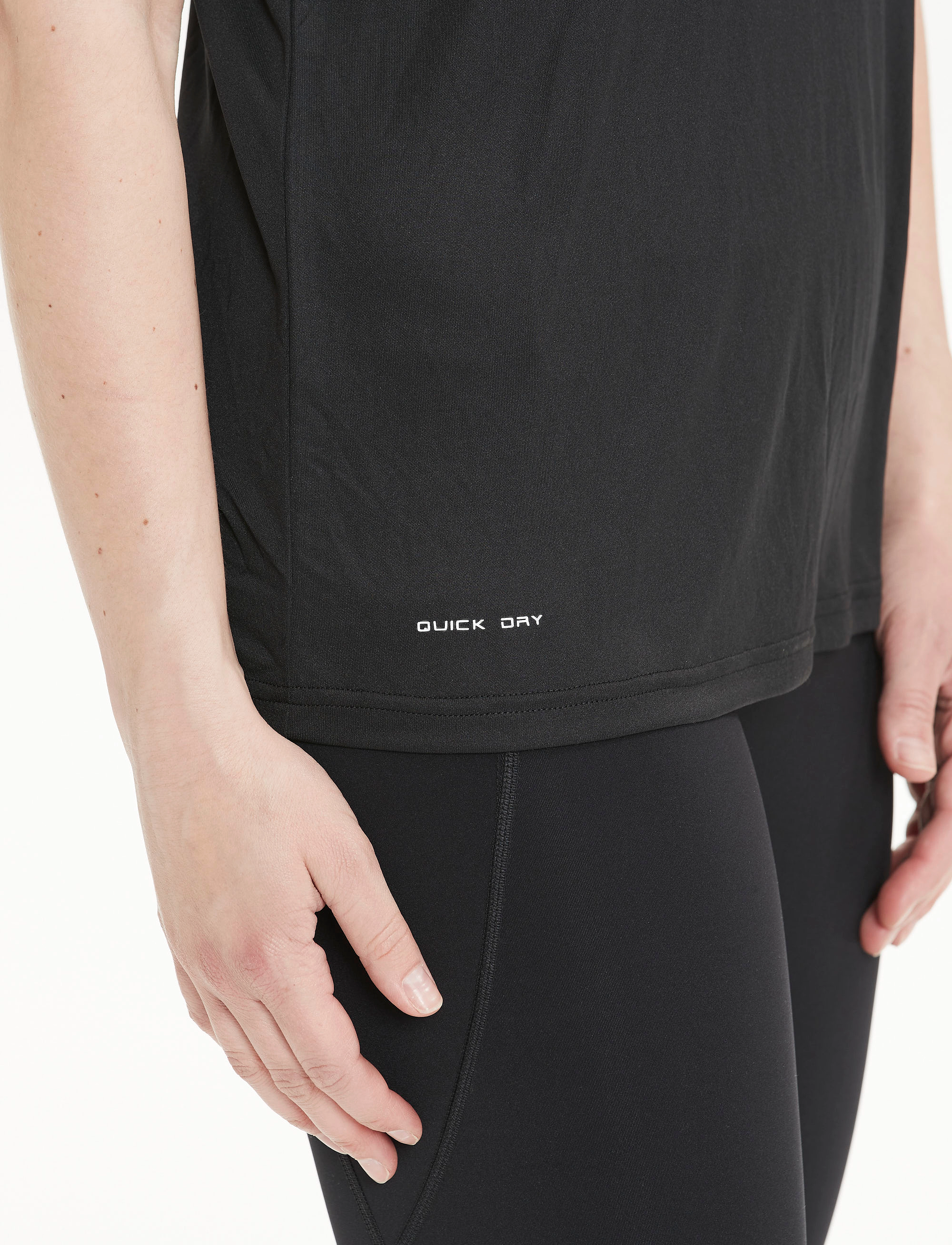Endurance - Keily W S/S Tee - t-paidat - black - 4