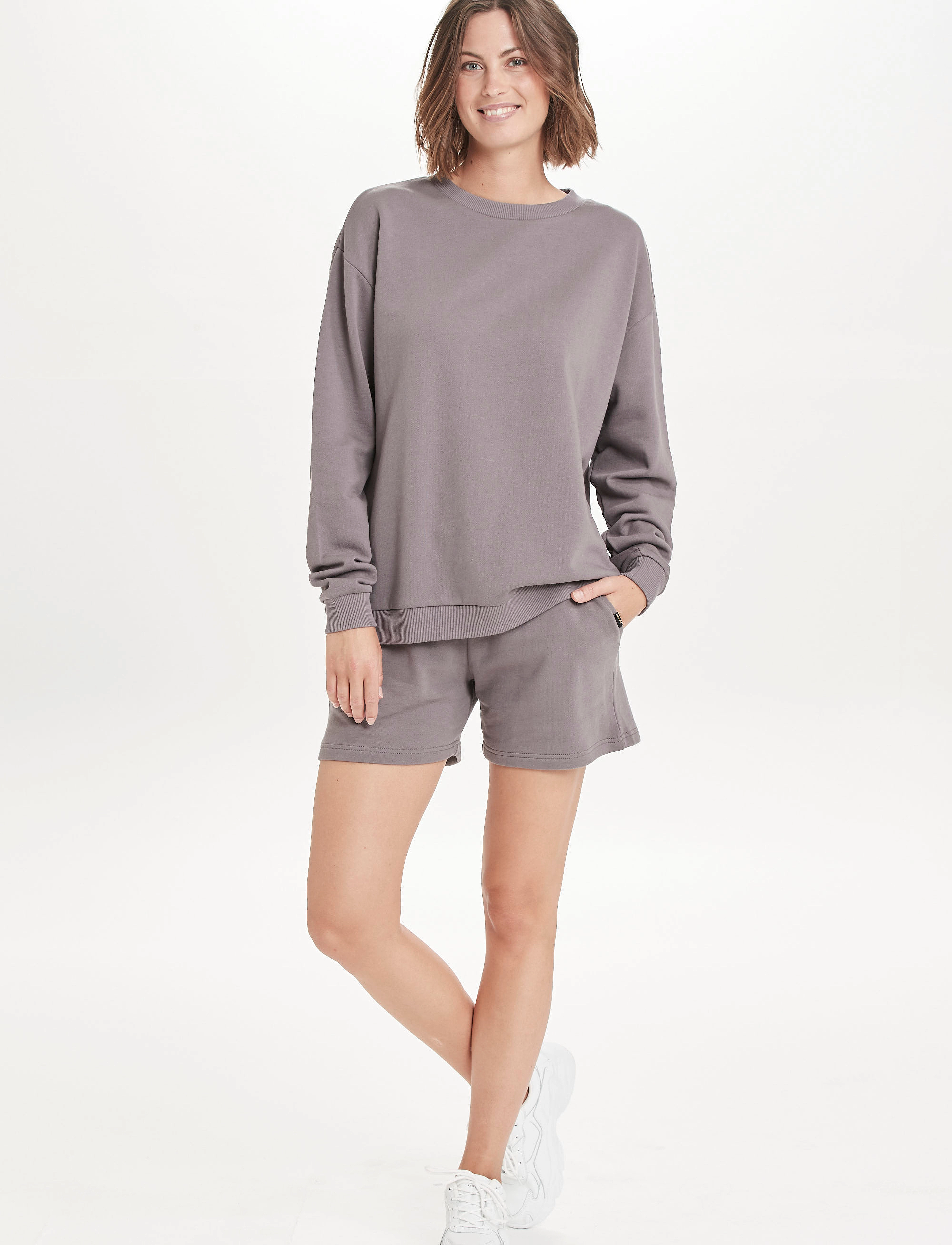 Endurance - Beisty W Oversized Sweat Shirt - 1117 shark - 4