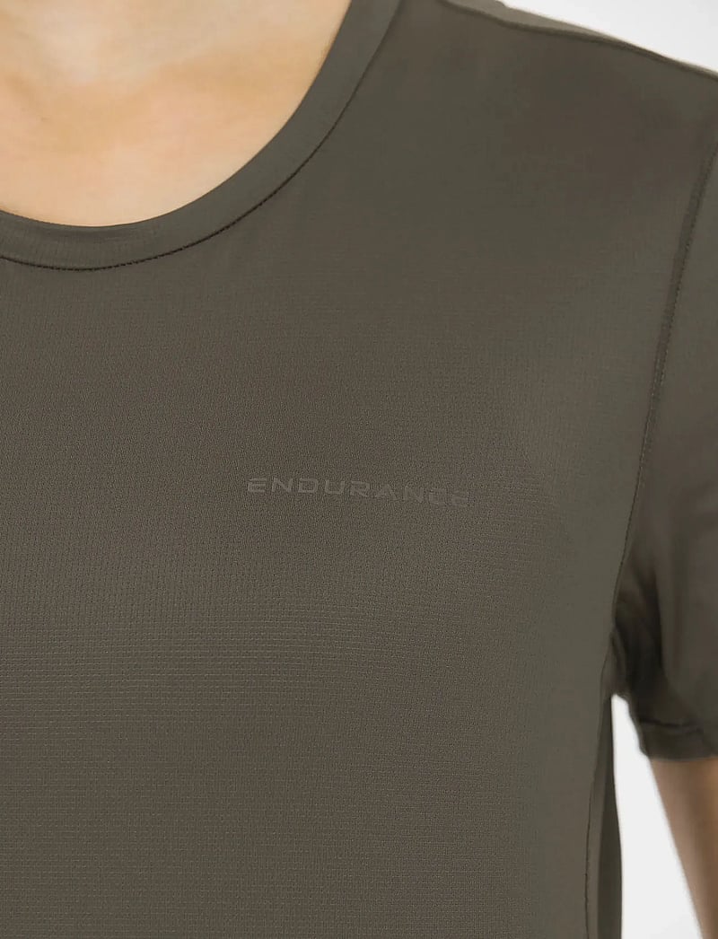 Endurance - Nan W S/S Tee - t-shirts - chimera - 0