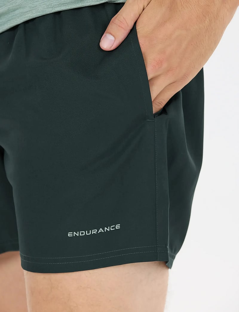 Endurance - Kros M Shorts - løpeshorts - green gables - 0