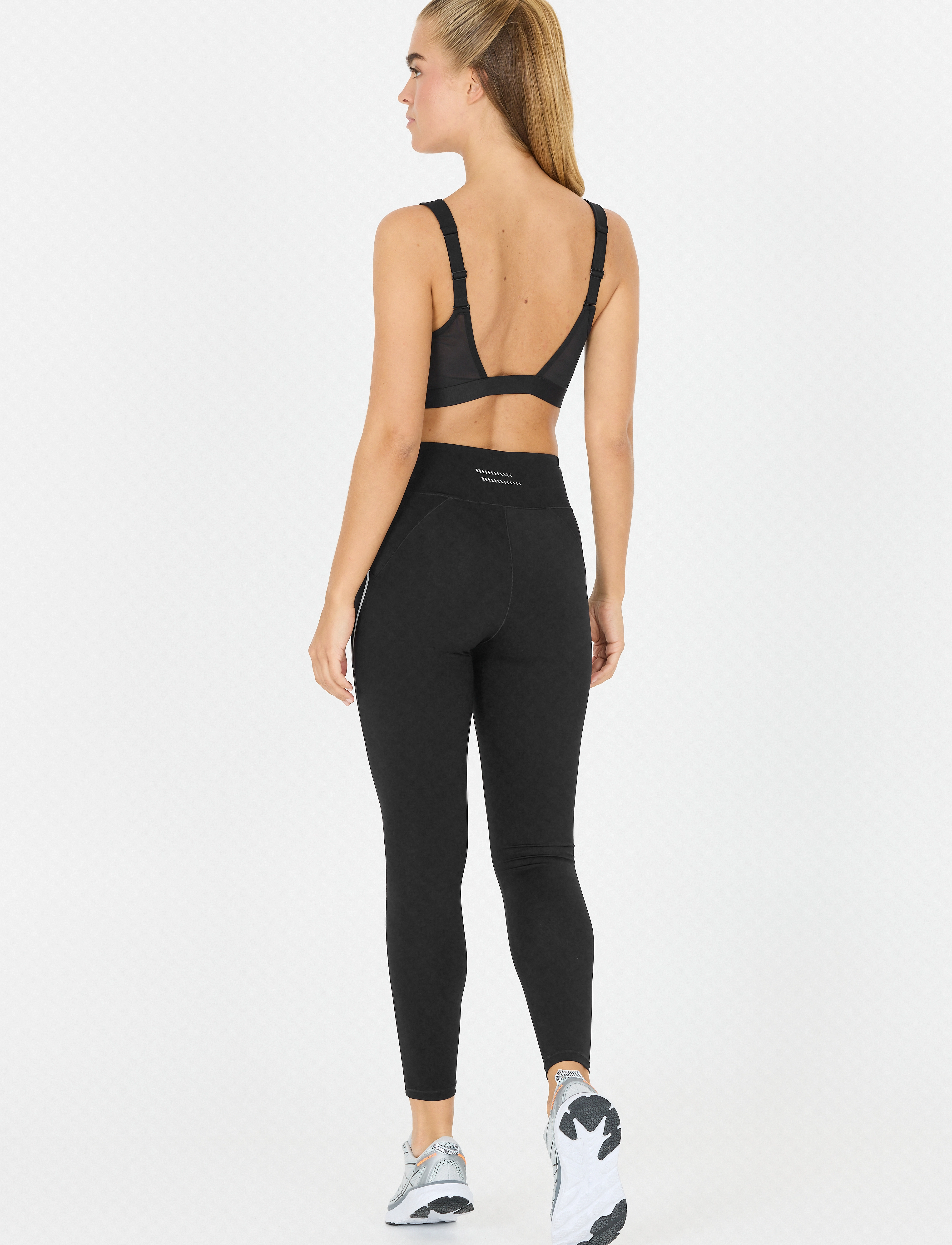 Endurance - Crystale W Zip Sports Bra - high - black - 4