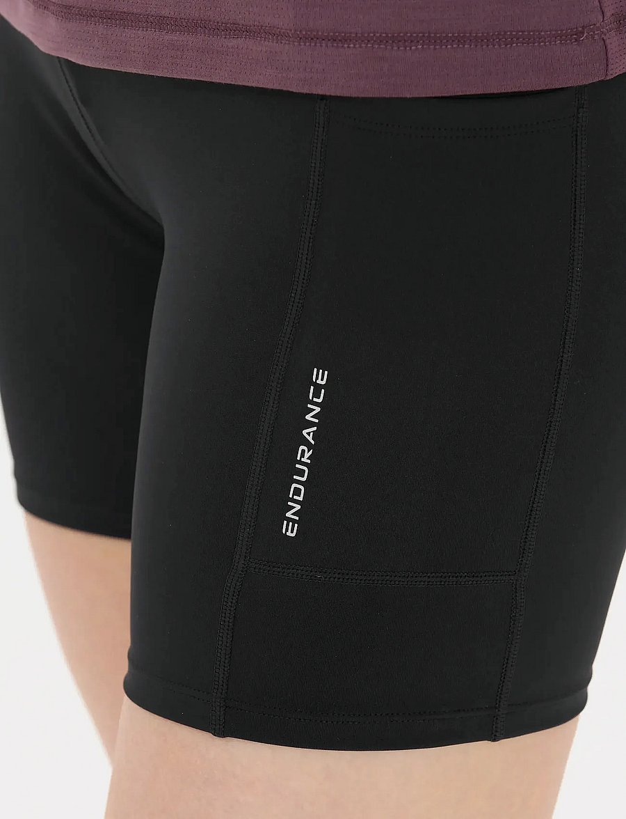 Endurance - Strong W Short Run Tights - lühikesed jooksupüksid - black - 0