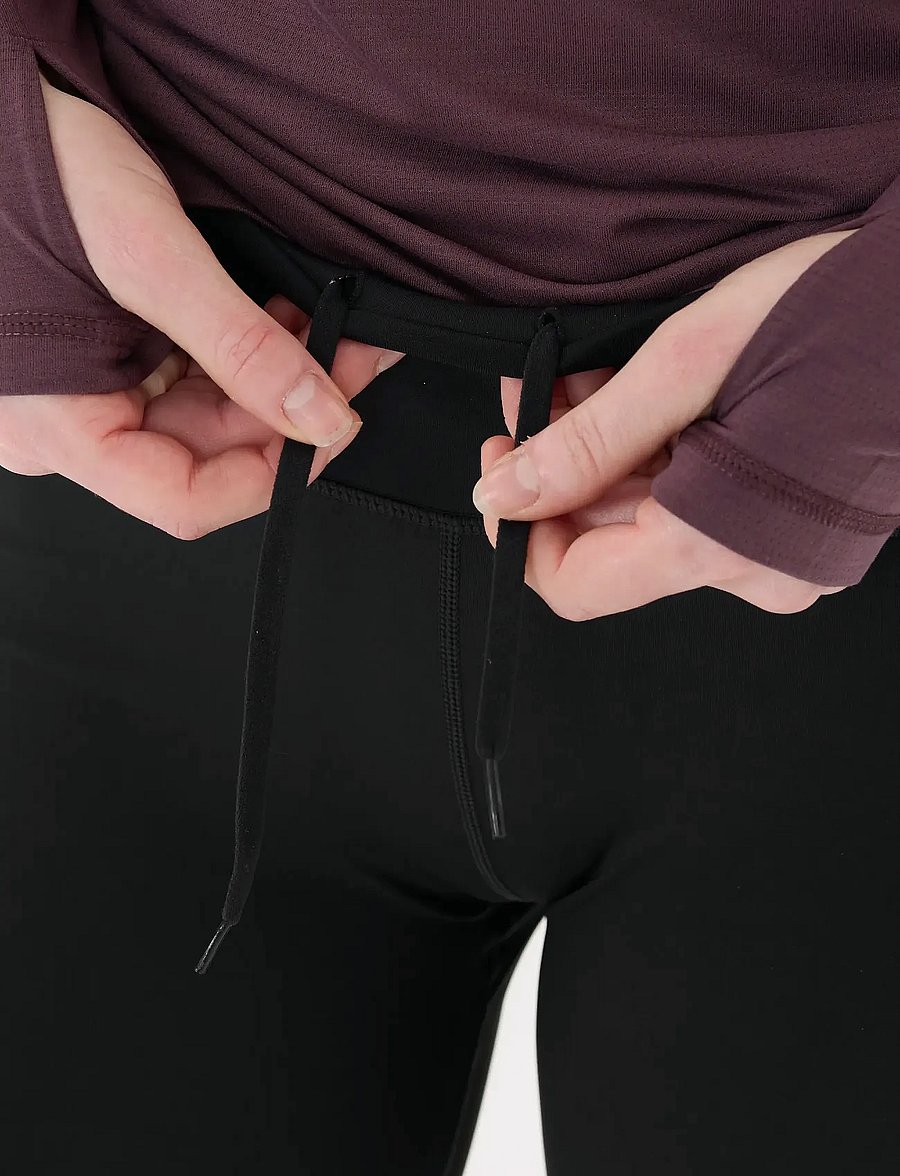 Endurance - Strong W Short Run Tights - lühikesed jooksupüksid - black - 3