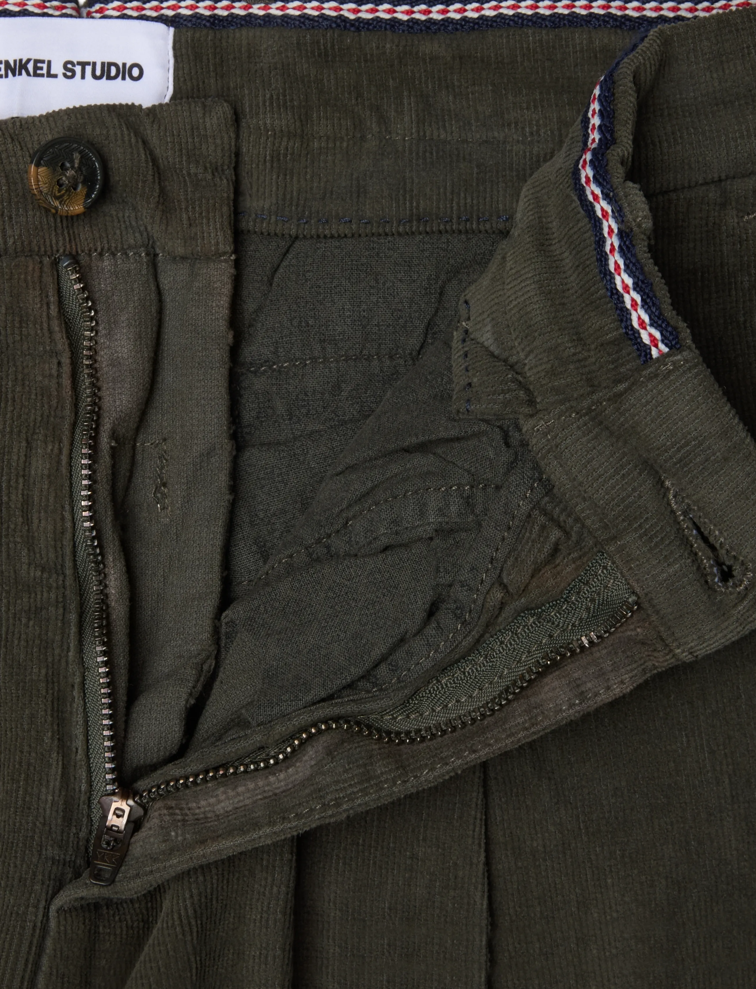 Enkel Studio - Corduroy cargo pants - cargobukser - military - 2