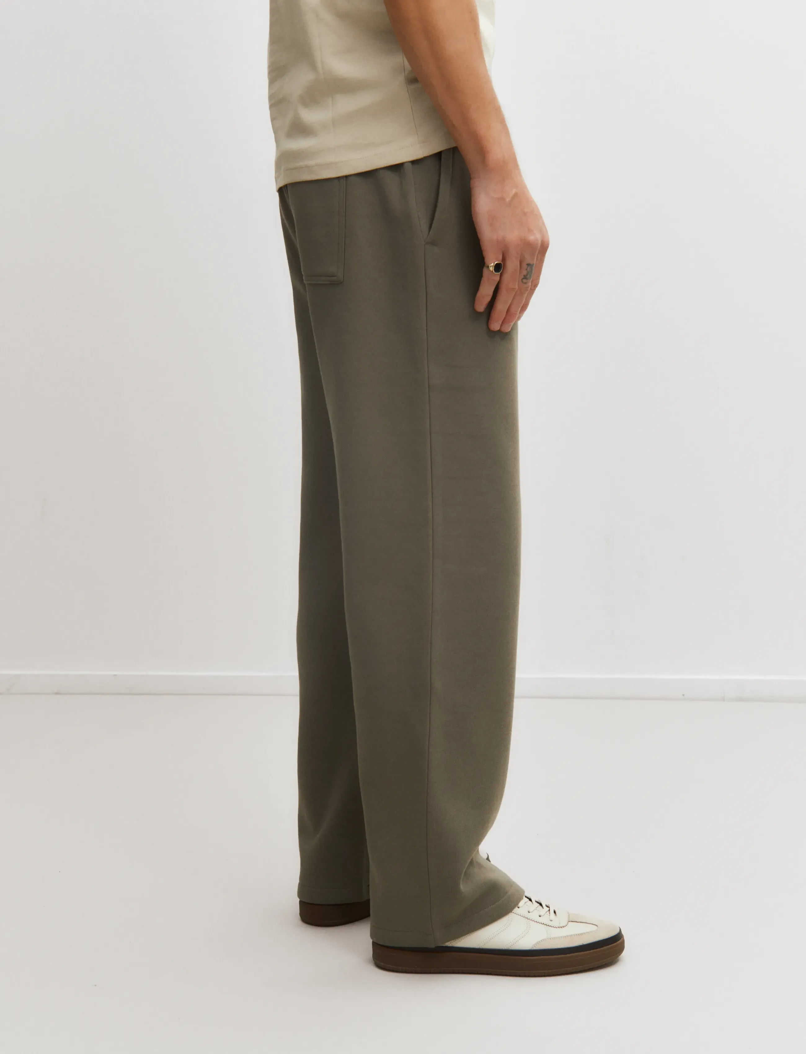 Enkel Studio - Sweat pants - joggingbyxor - army - 4
