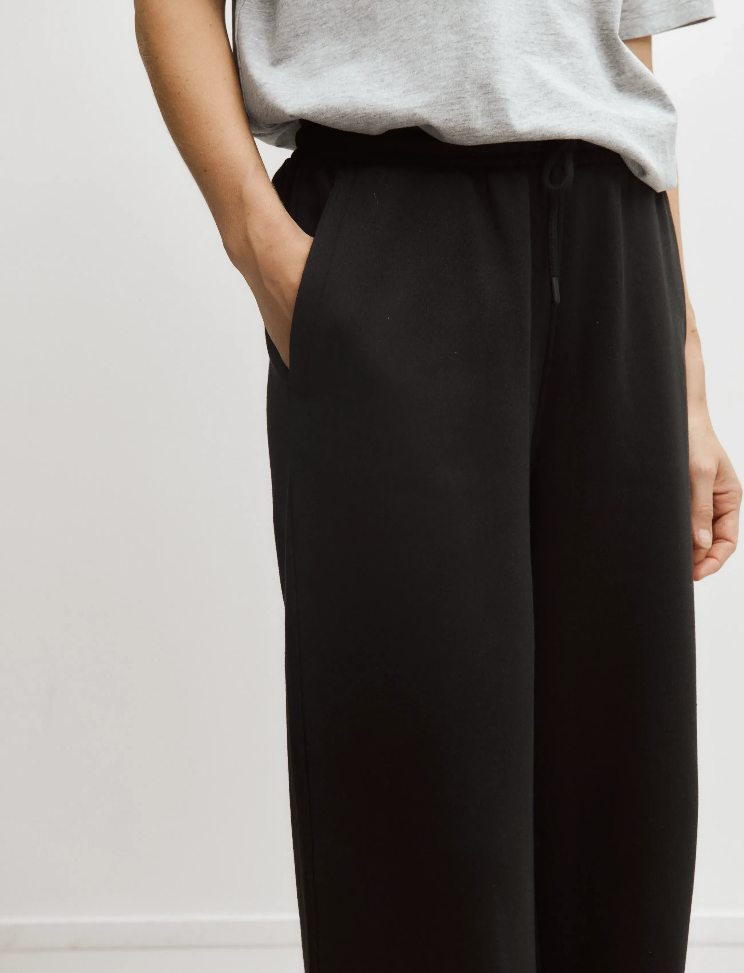 Enkel Studio Sweat Pants mjukisbyxor dam – bild 3