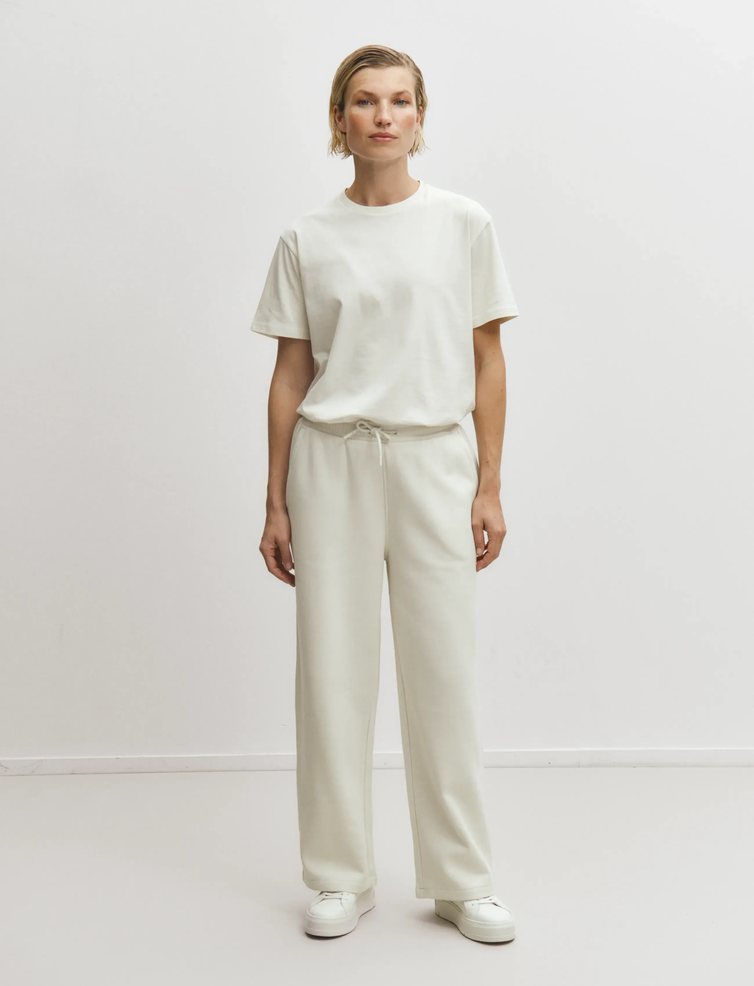 Enkel Studio Sweat Pants mjukisbyxor dam – bild 4