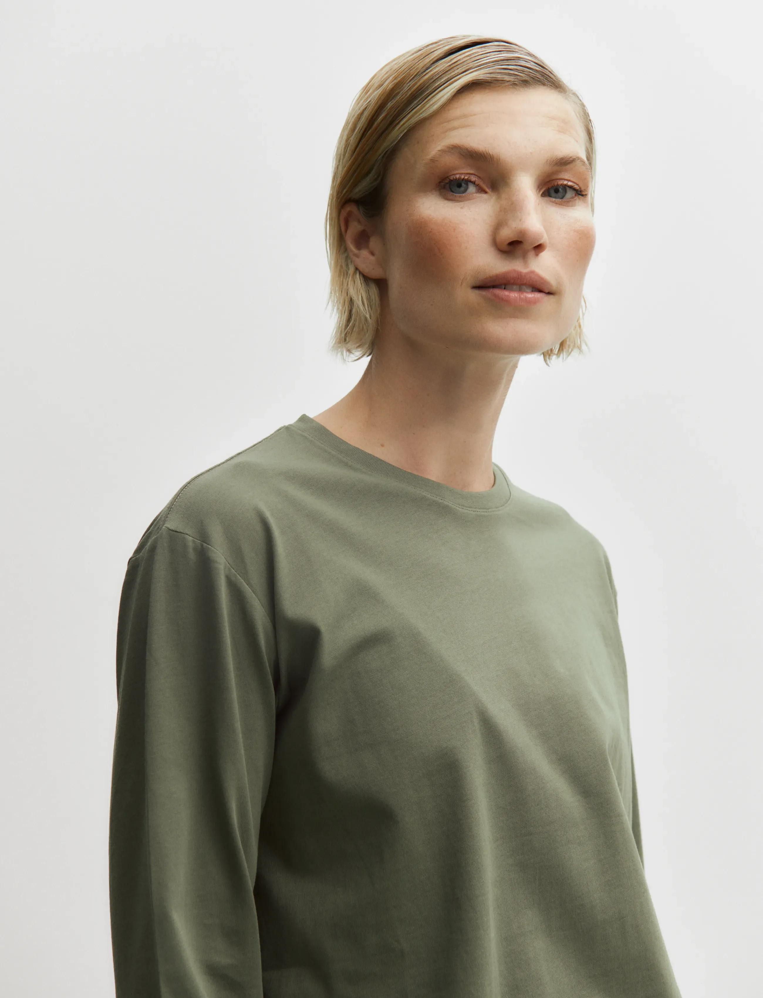 Enkel Studio - Basic o-neck tee L/S - die niedrigsten preise - army - 4