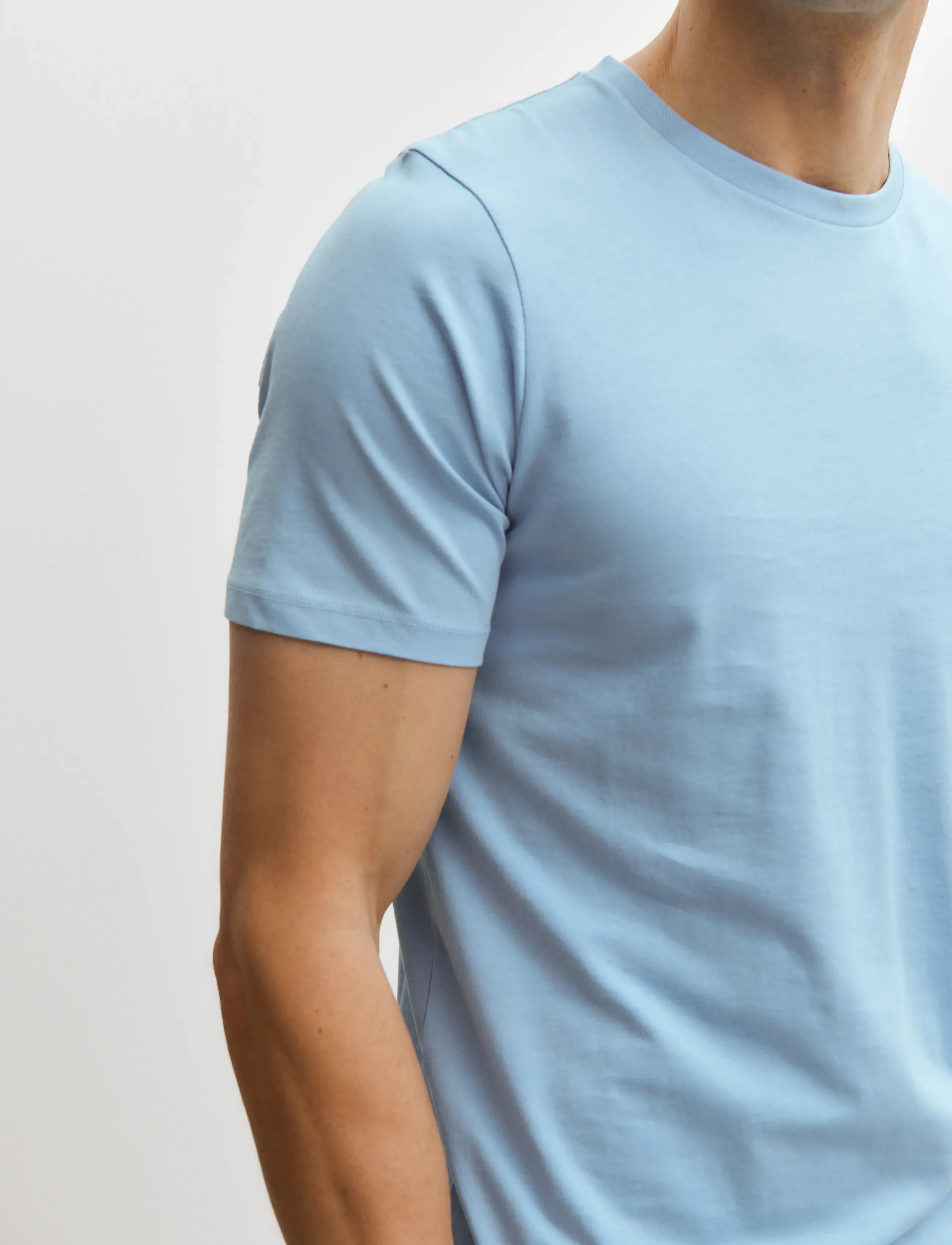 Enkel Studio - Basic o-neck tee S/S - short-sleeved t-shirts - lt blue - 4