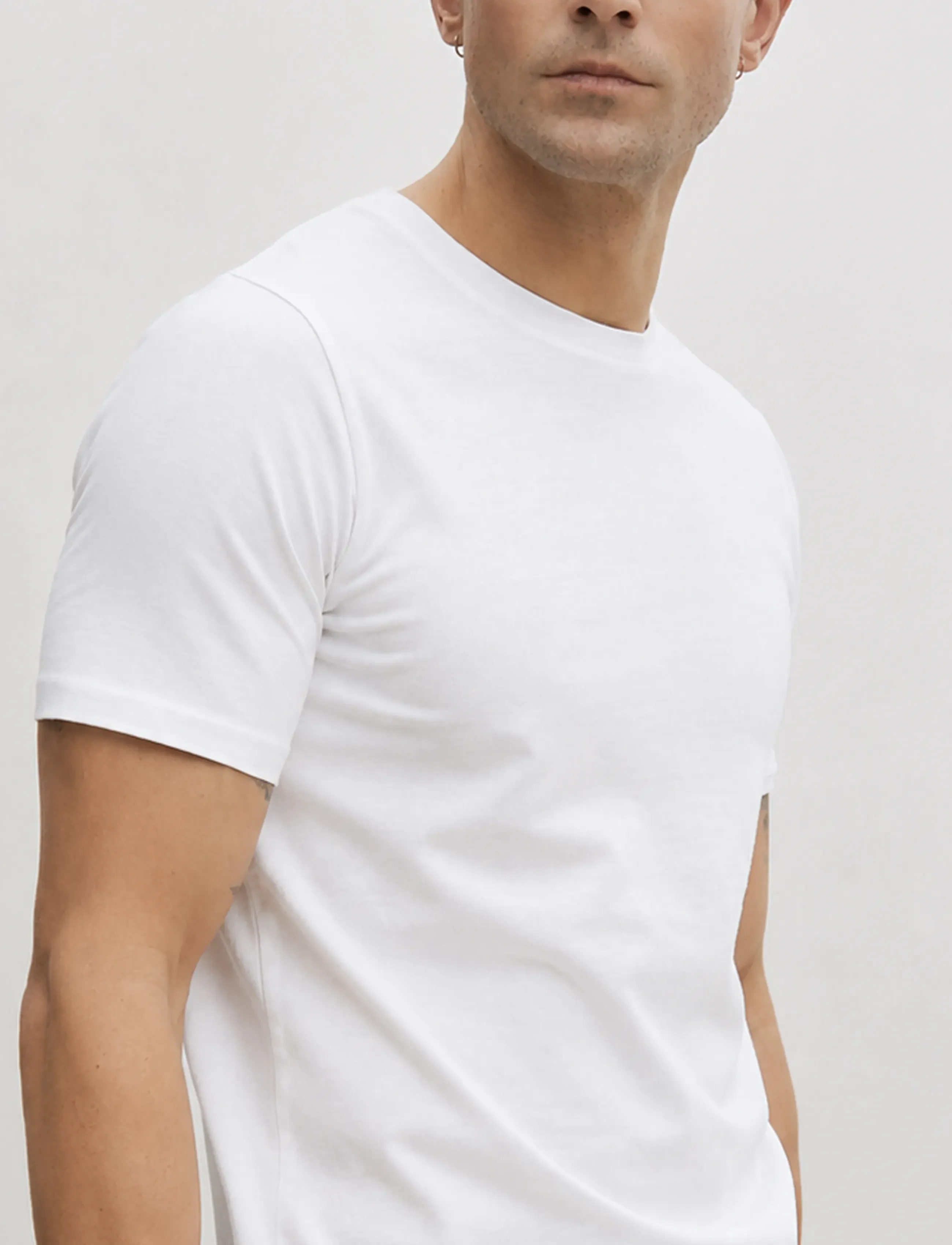 Enkel Studio - Basic o-neck tee S/S - kortärmade t-shirts - white - 4
