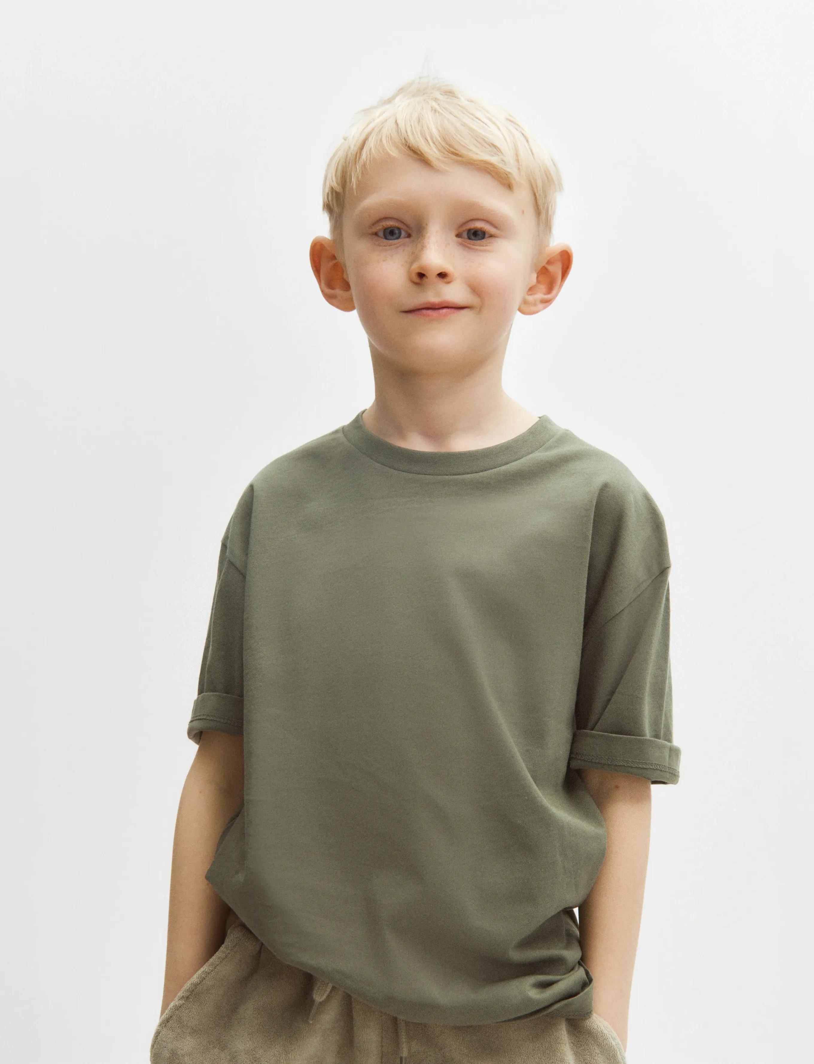 Enkel Studio Basic O-Neck Tee S/S, 140, Khaki green, T-Shirts > Kortærmede, Børn