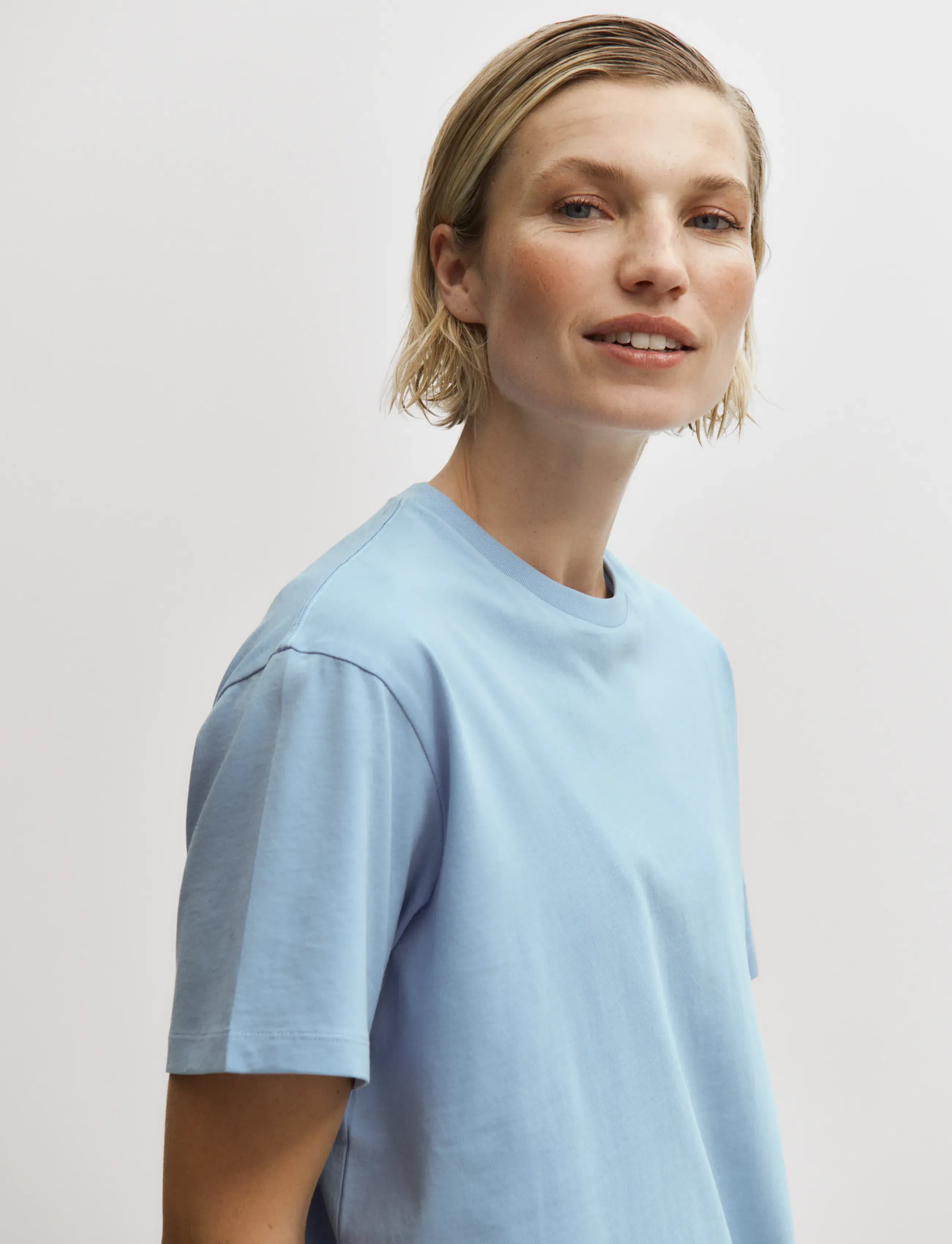Enkel Studio - Basic o-neck tee S/S - laveste priser - lt blue - 4