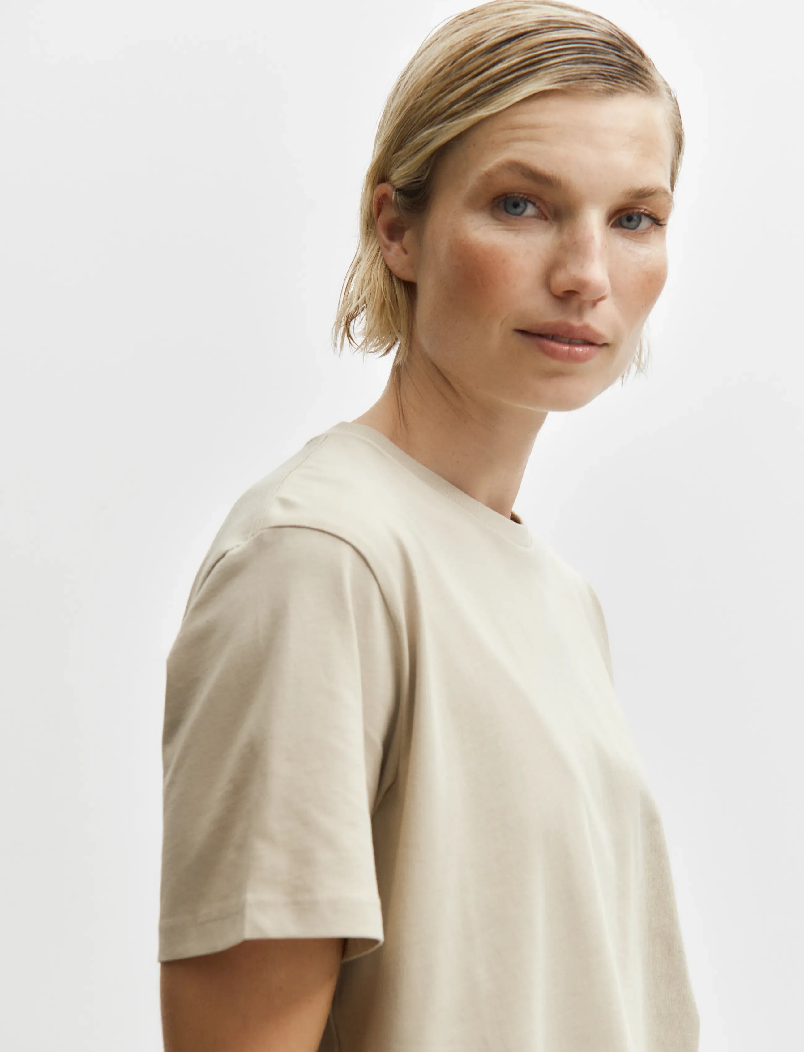 Enkel Studio - Basic o-neck tee S/S - t-shirts - stone - 4
