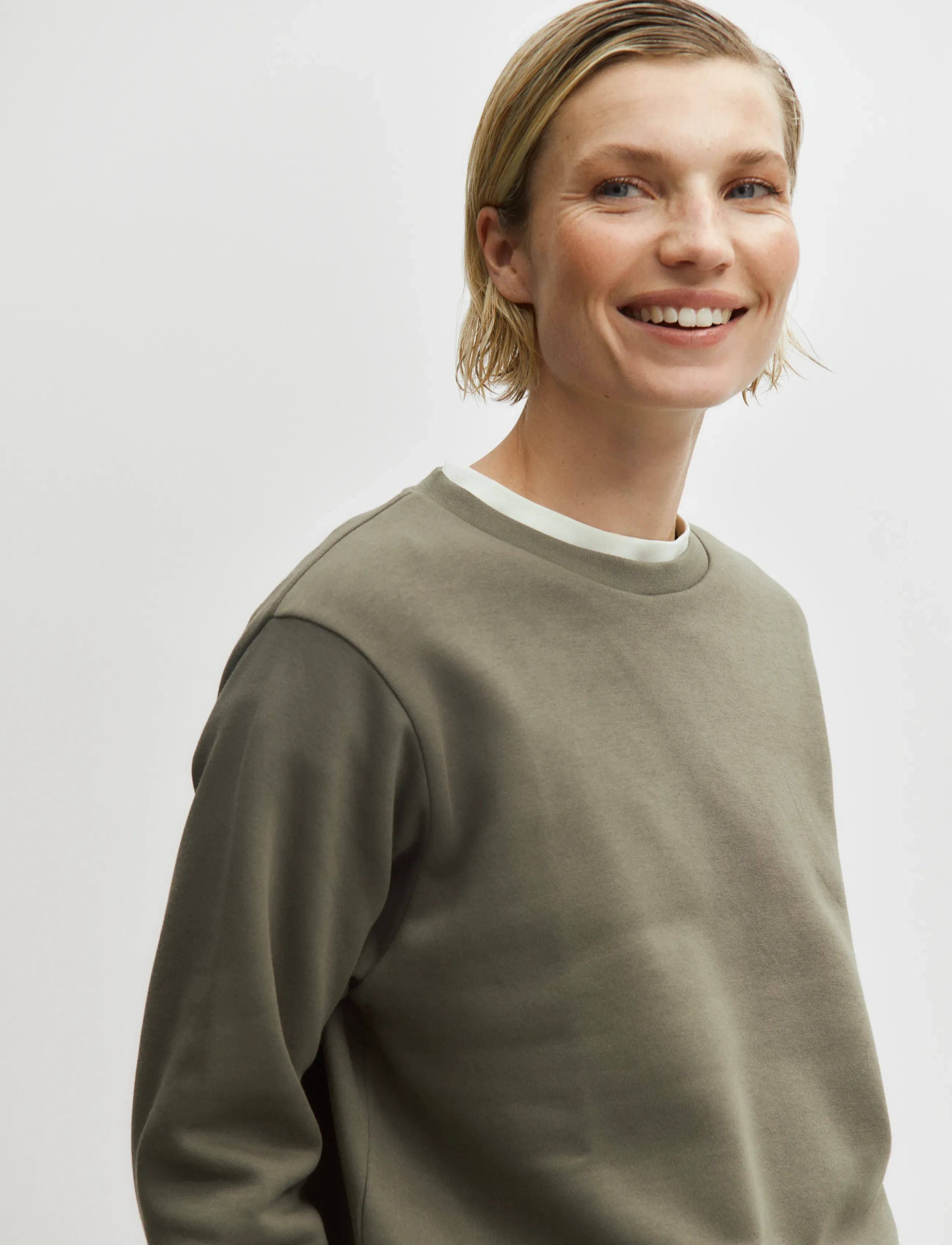 Enkel Studio - O-neck sweat oversize - madalaimad hinnad - army - 4