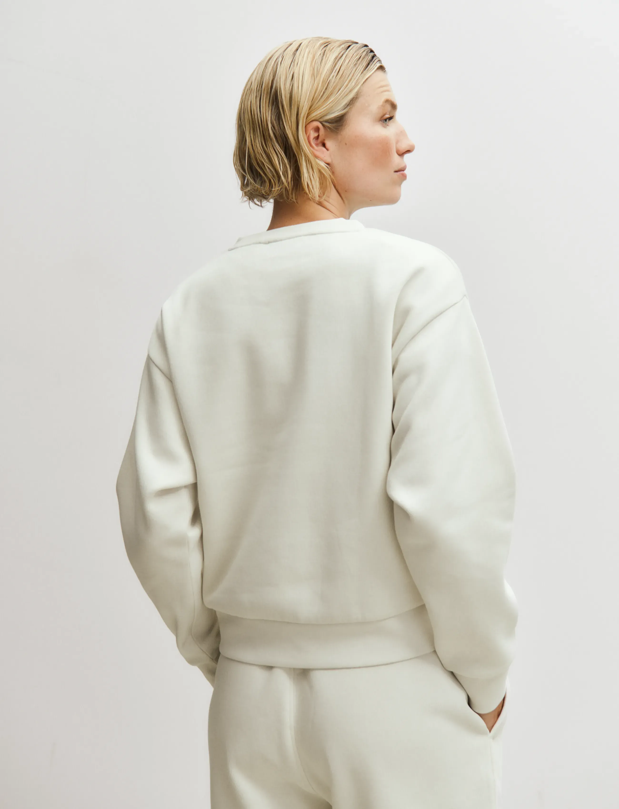 Enkel Studio - O-neck sweat oversize - dressipluusid - bone white - 3