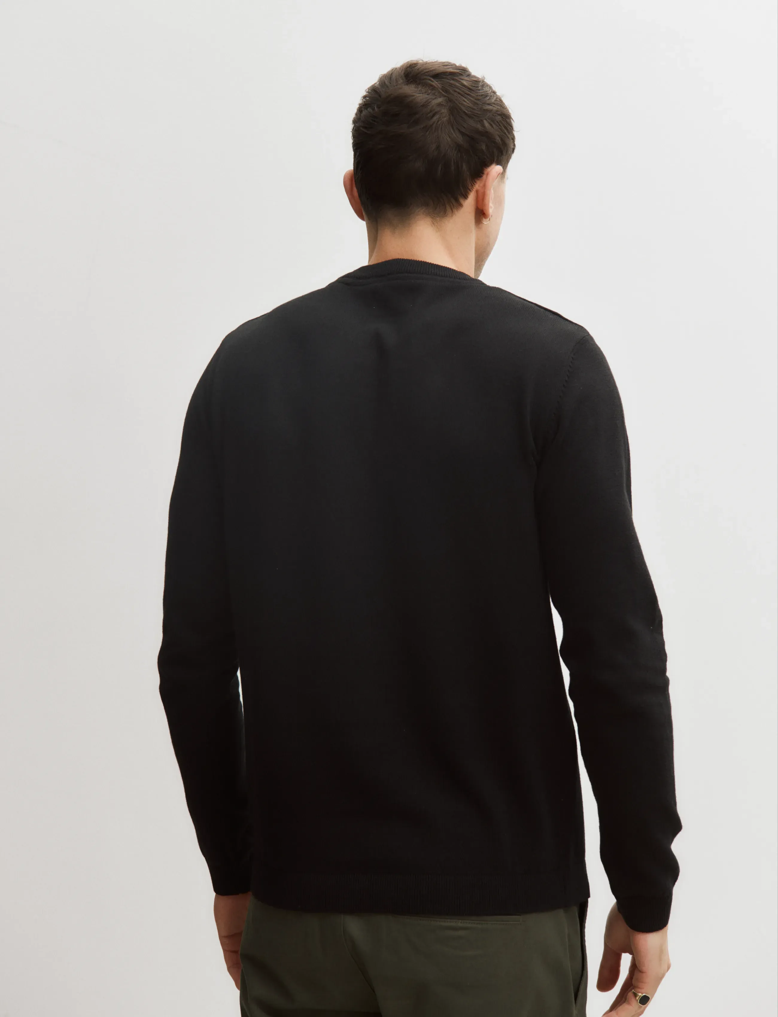 Enkel Studio - O-neck knit - madalaimad hinnad - black - 3