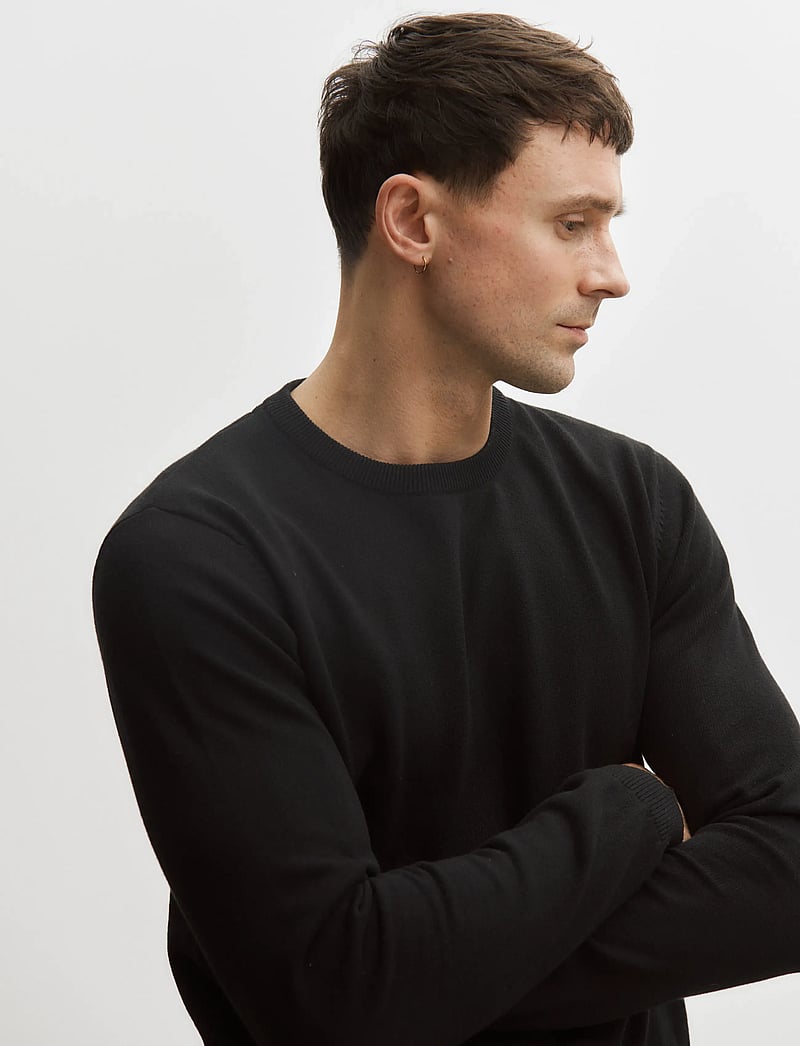 Enkel Studio - O-neck knit - rundhals - black - 4
