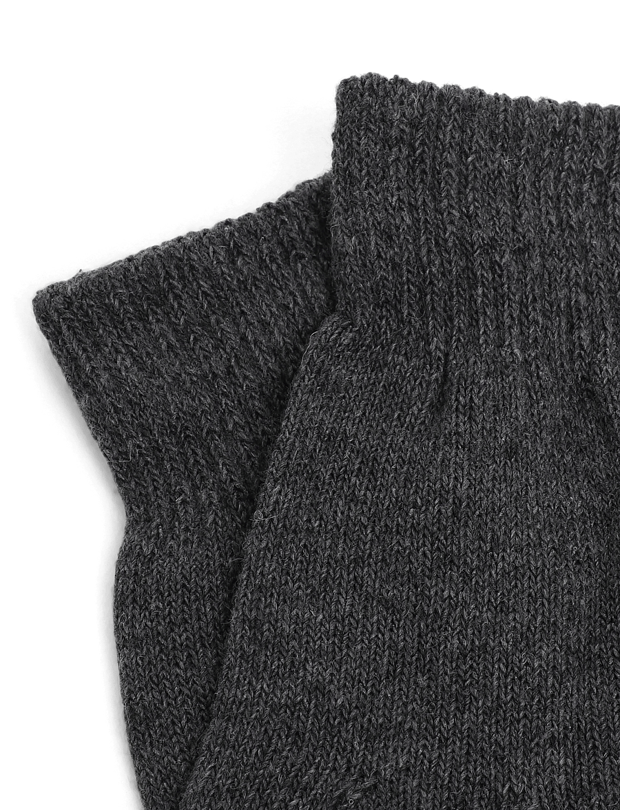 Enkel Studio - Womens knitted gloves - sõrmikud - charcoal - 3