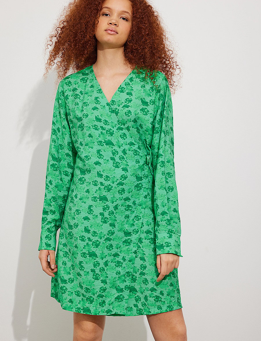 Envii - ENVICTORIA LS SHORT DRESS AOP 6891 - wickelkleider - water lily aop - 0
