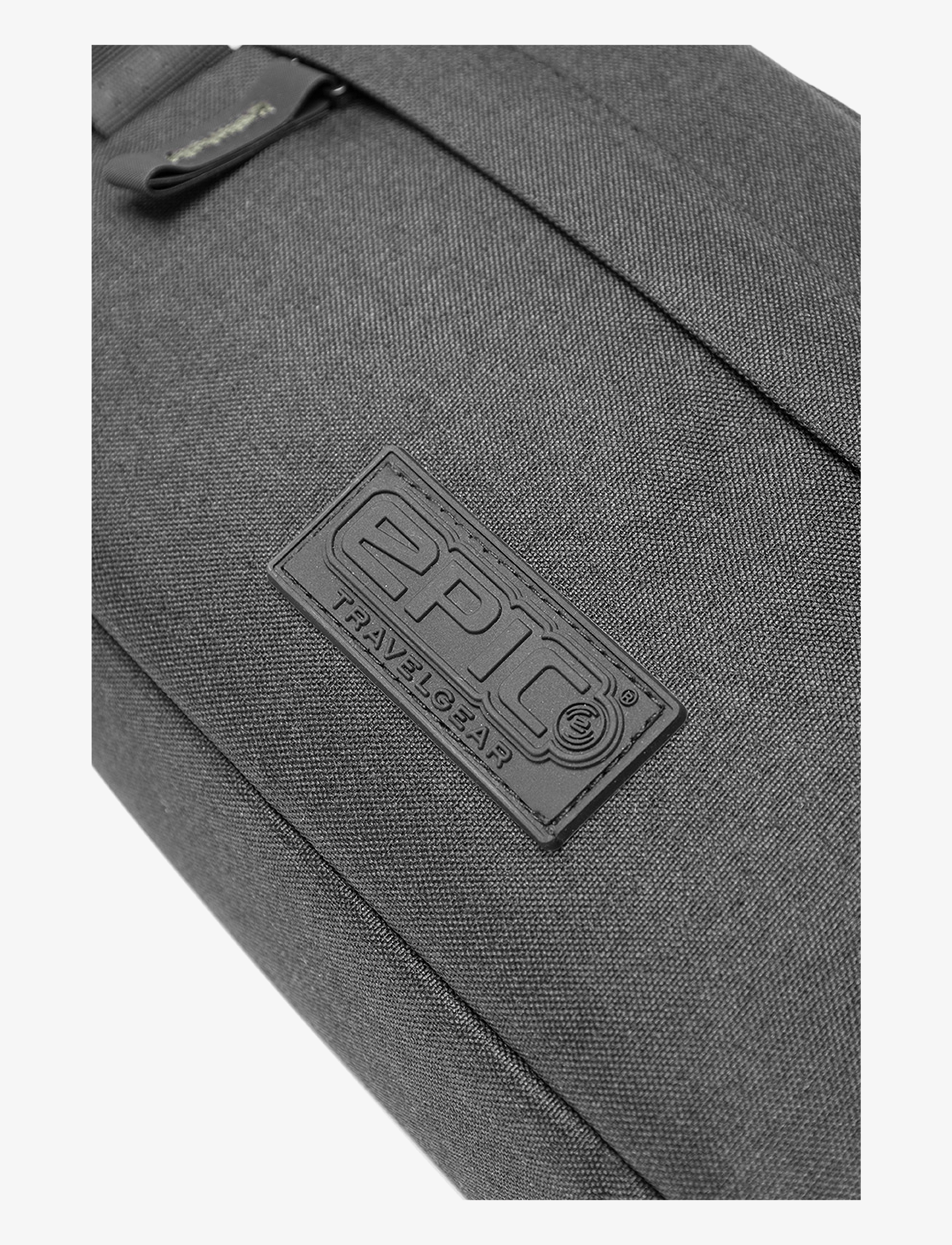EPIC Travelgear - COMPACT Toilet Case Black - shop efter anledning - black - 2
