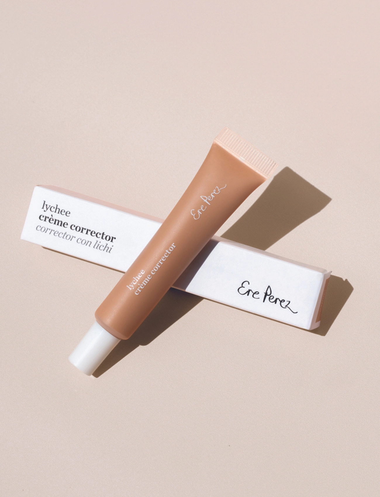 Ere Perez - Lychee Crème Corrector - Cuatro - redo för date night - cuatro - 2