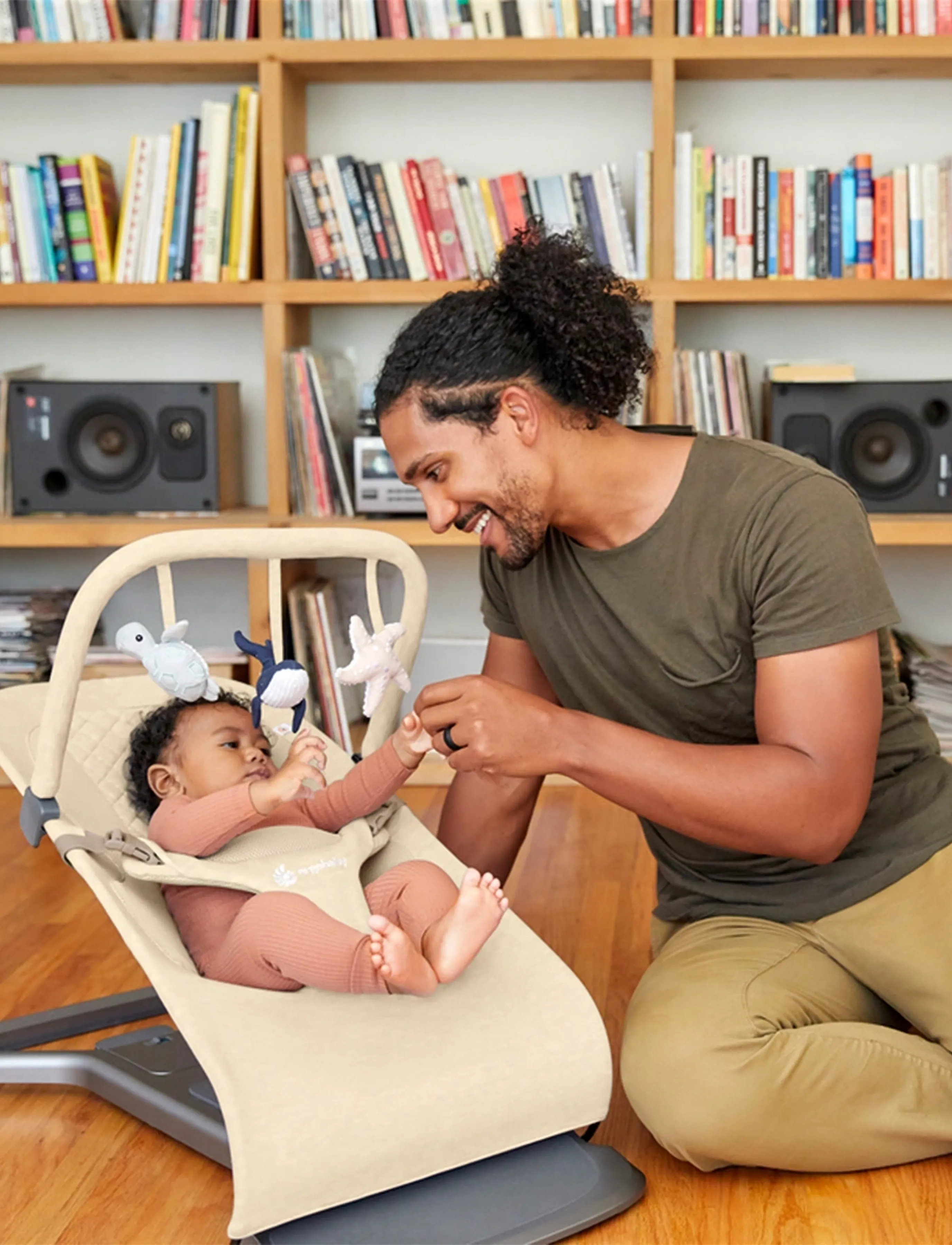 Ergobaby Evolve Toy Bar Ocean Wonders, Børn, Interactive Legetøj, Pink, Str: ONE SIZE