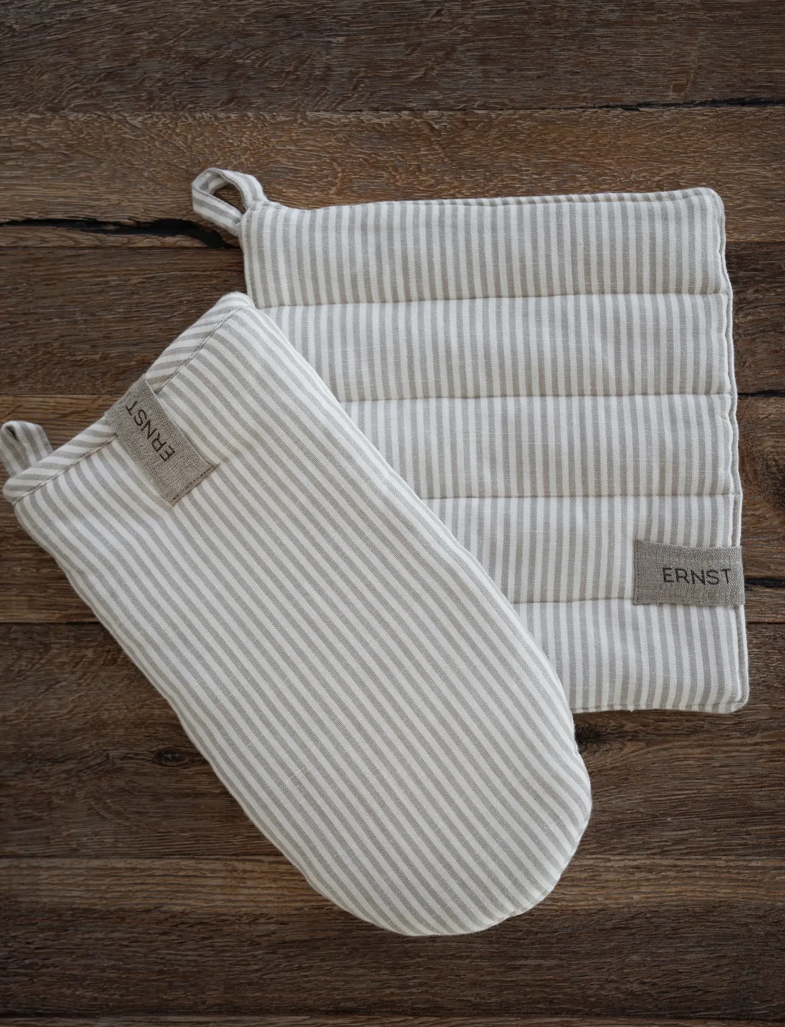 ERNST Owen Glove, 16X30X0.2 cm, Kitchen Textiles, Beige - Oven Mitts & Gloves, Homeware