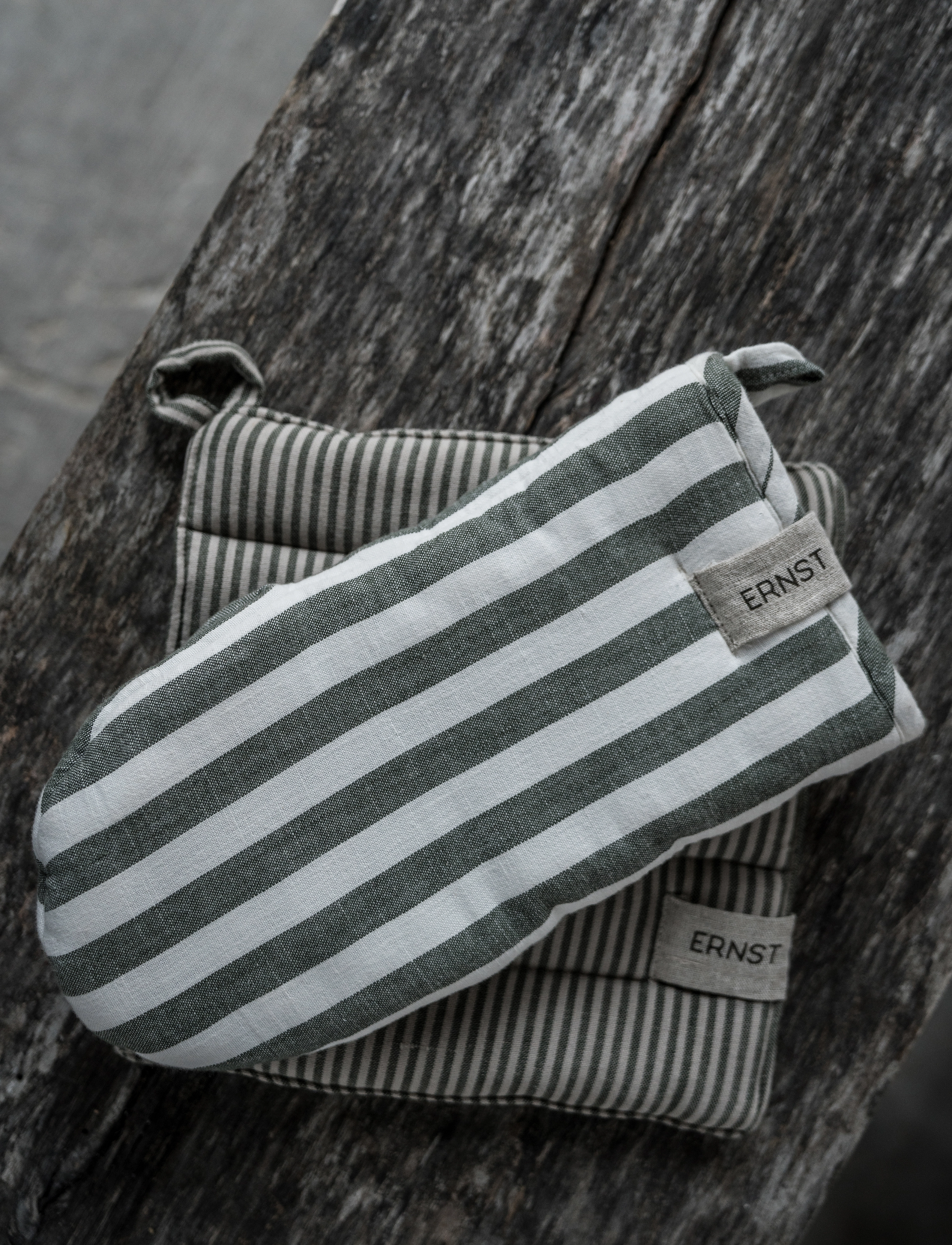 ERNST - Grydelap, stribet, grøn/beige - grydelapper & ovnhandsker - green/beige - 0