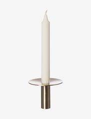 ERNST - Candleholder - kynttilänjalat - brass - 0