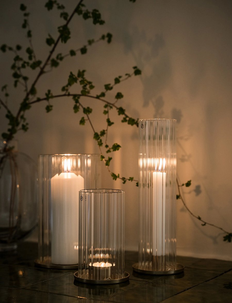 ERNST - Candleholder - teelichthalter - brass / clear - 0