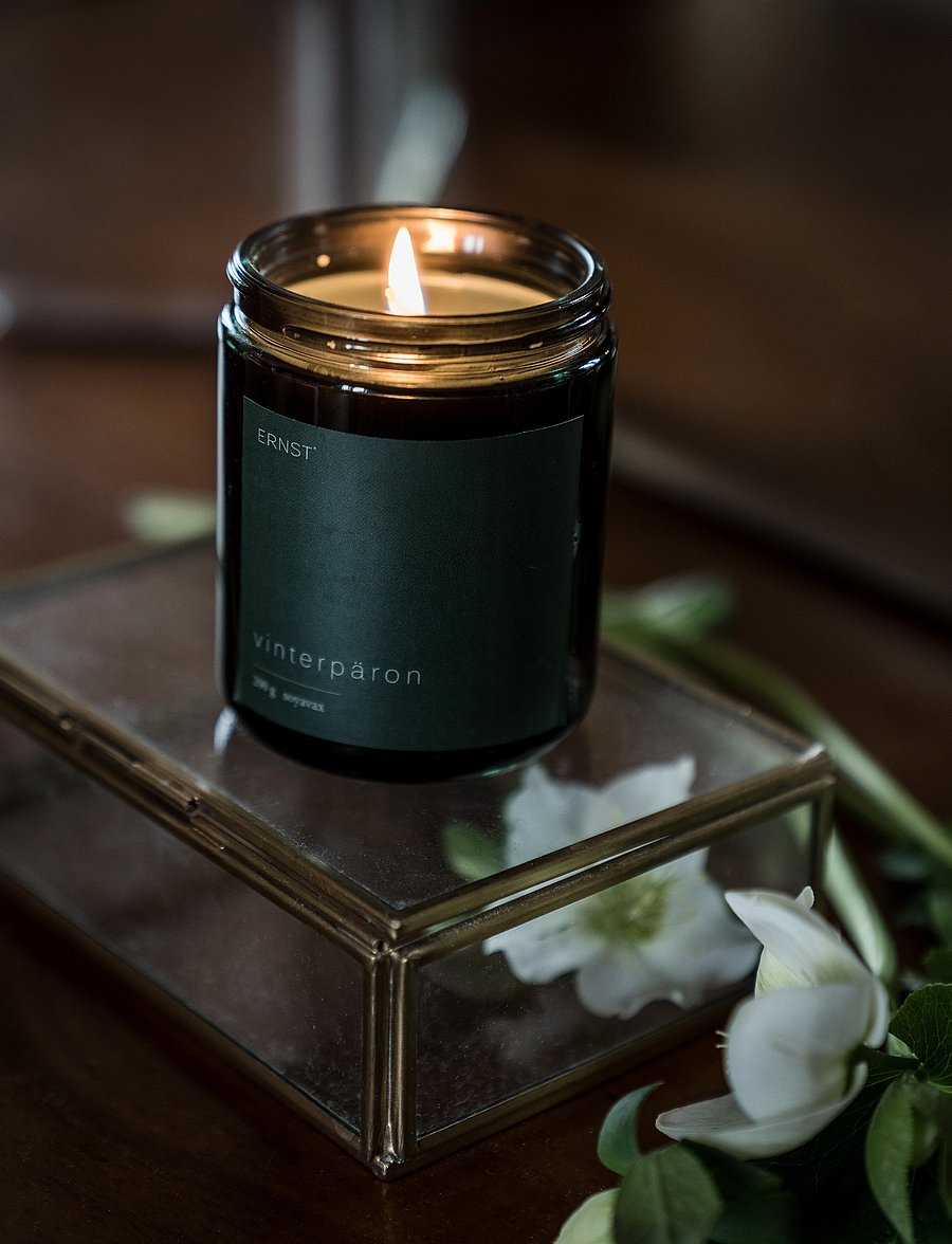 ERNST - Scented candle - above 500kr - green - 0