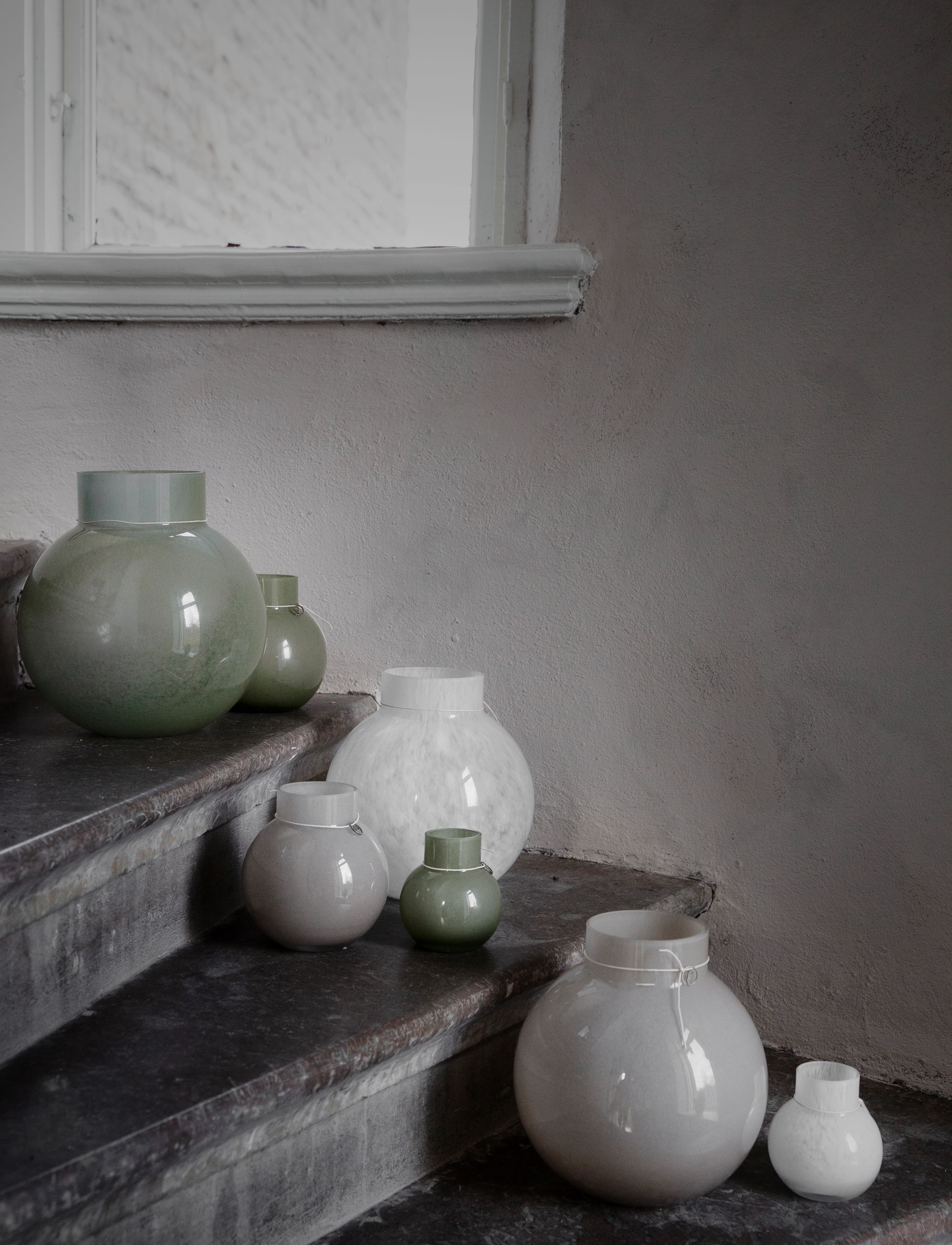 ERNST Glasvask, H10 cm, Vases, Weiß - Small Homeware