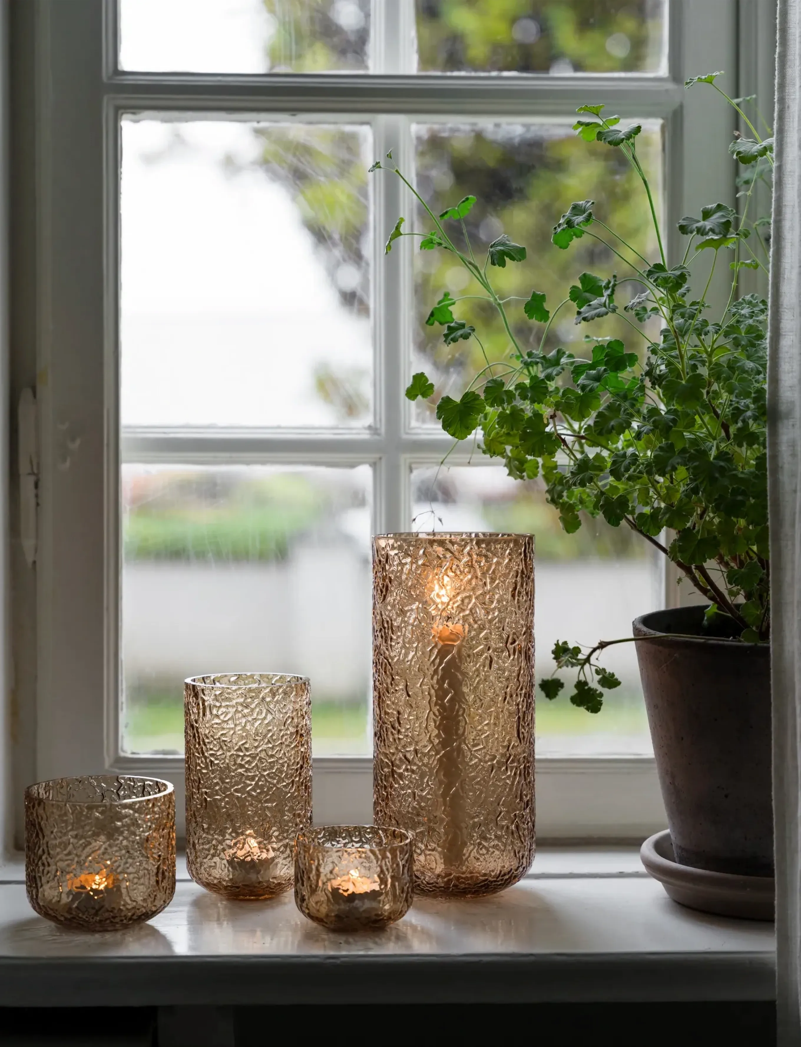 ERNST Candleholder, 11X 25 cm, Candlesticks & Lanterns, Braun - Tealight Holders, Homeware