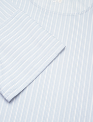 Esme Studios - ESNeva 2/4 Blouse - short-sleeved blouses - blue fog stripes - 3