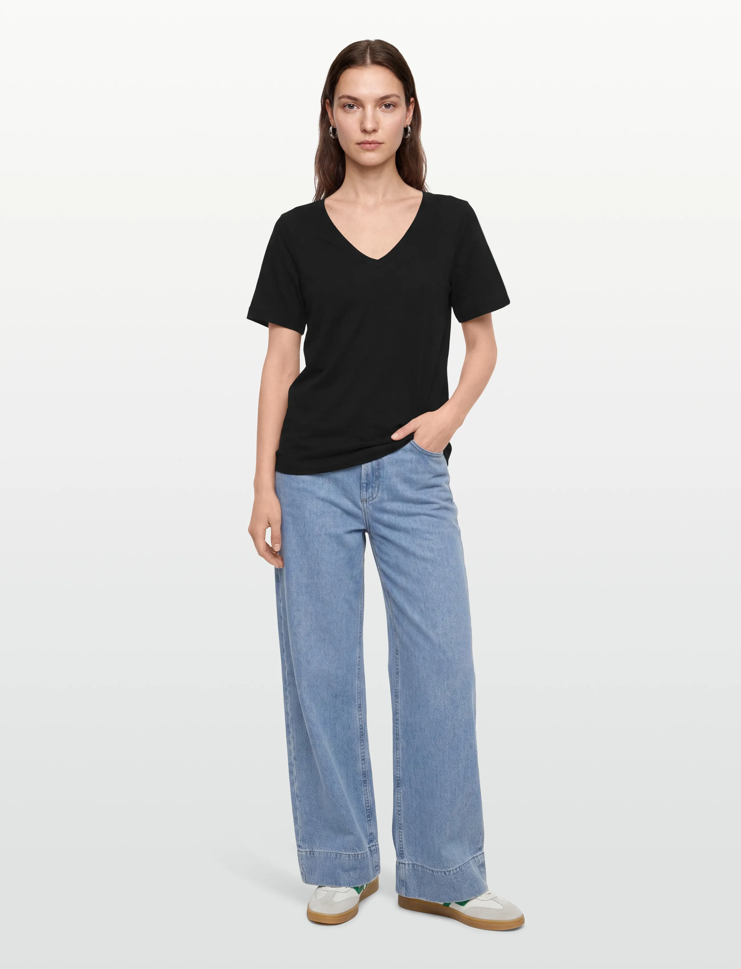 Esme Studios - ESSigne V-neck T-shirt GOTS - die niedrigsten preise - black - 4
