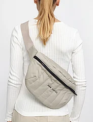 Esme Studios - ESNine Bum Bag - belt bags - pure cashmere - 7