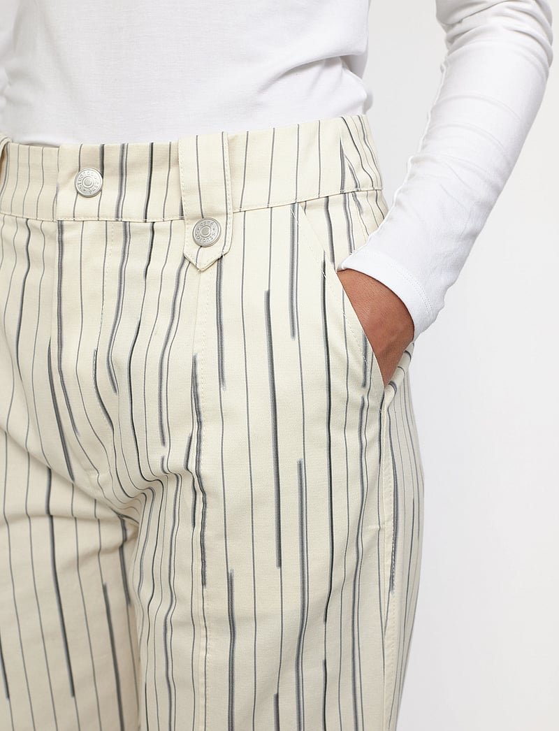 Esme Studios - ESFrankie Pants - bukser med lige ben - buttercream stripes - 4