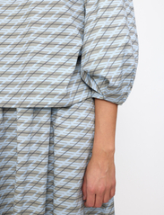Esme Studios - ESChanna 3/4 Shirt - long-sleeved blouses - shadow checks - 4