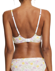 Esprit Bodywear Women - Made of recycled material: underwire bra with a floral print - die niedrigsten preise - off white 3 - 5